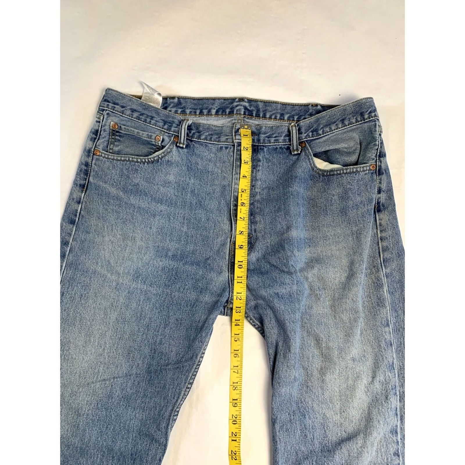 Levi's VINTAGE Levis 505 Jeans Mens 42x30 Blue Regular Straight American Workwear Light Denim Size US 42 / EU 58 - 7 Thumbnail