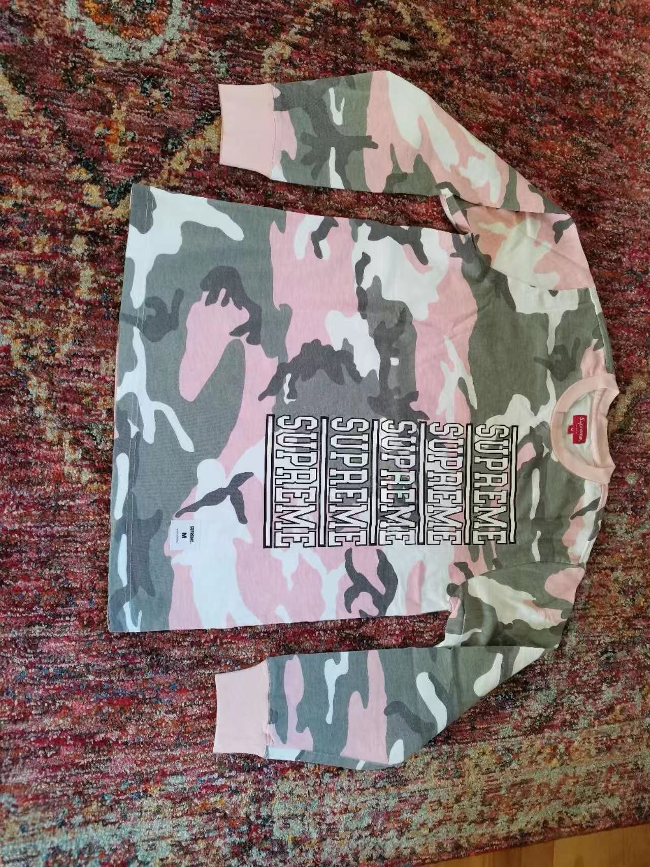 Supreme NEVER WORN* Supreme SS18 Stacked L/S Top Pink Camo Size US M / EU 48-50 / 2 - 2 Thumbnail