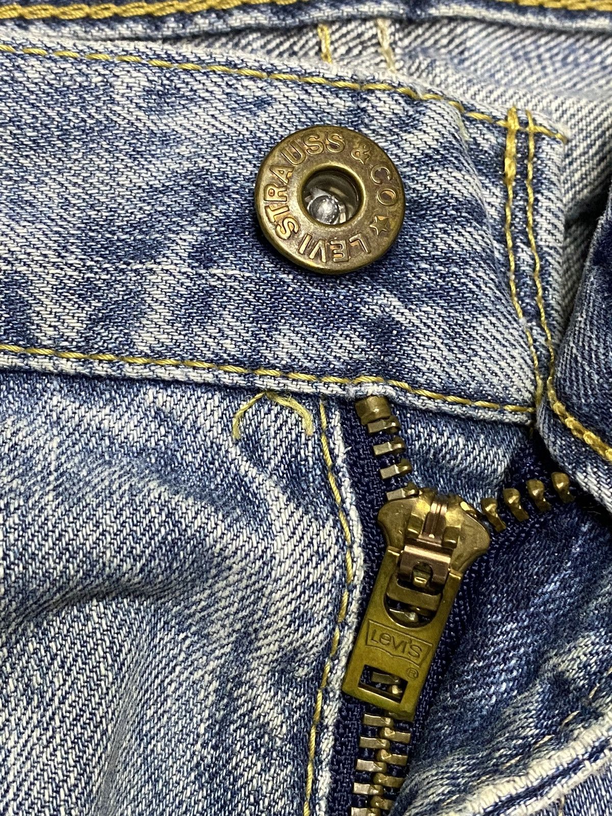 Levi's Vintage Levis 503 90’s Distressed Enough Baggy Jeans Size US 33 - 11 Thumbnail