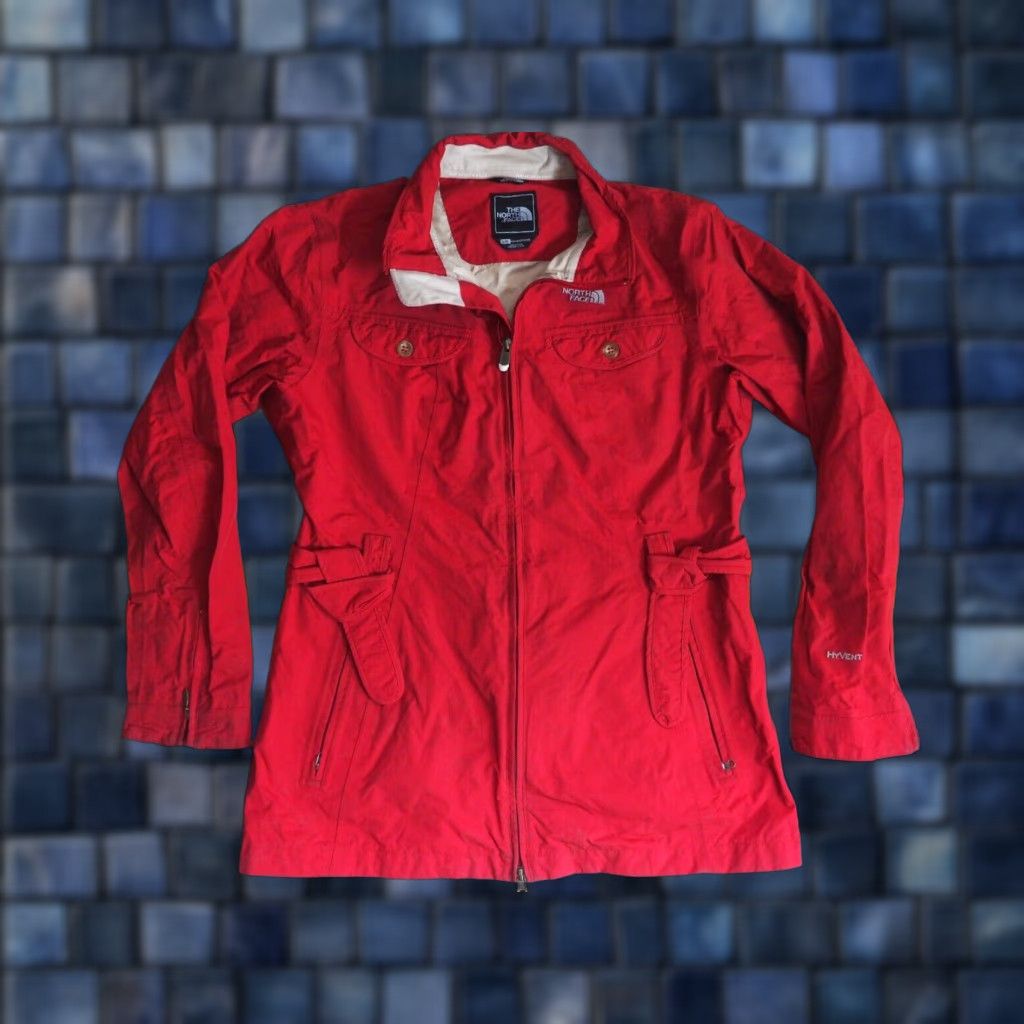 The North Face The North Face Jacket Womens L Red Full Zip Nylon Coat Belted Hyvent Rain Coat Outdoor 90s? Size L / US 10 / IT 46 - 1 Thumbnail