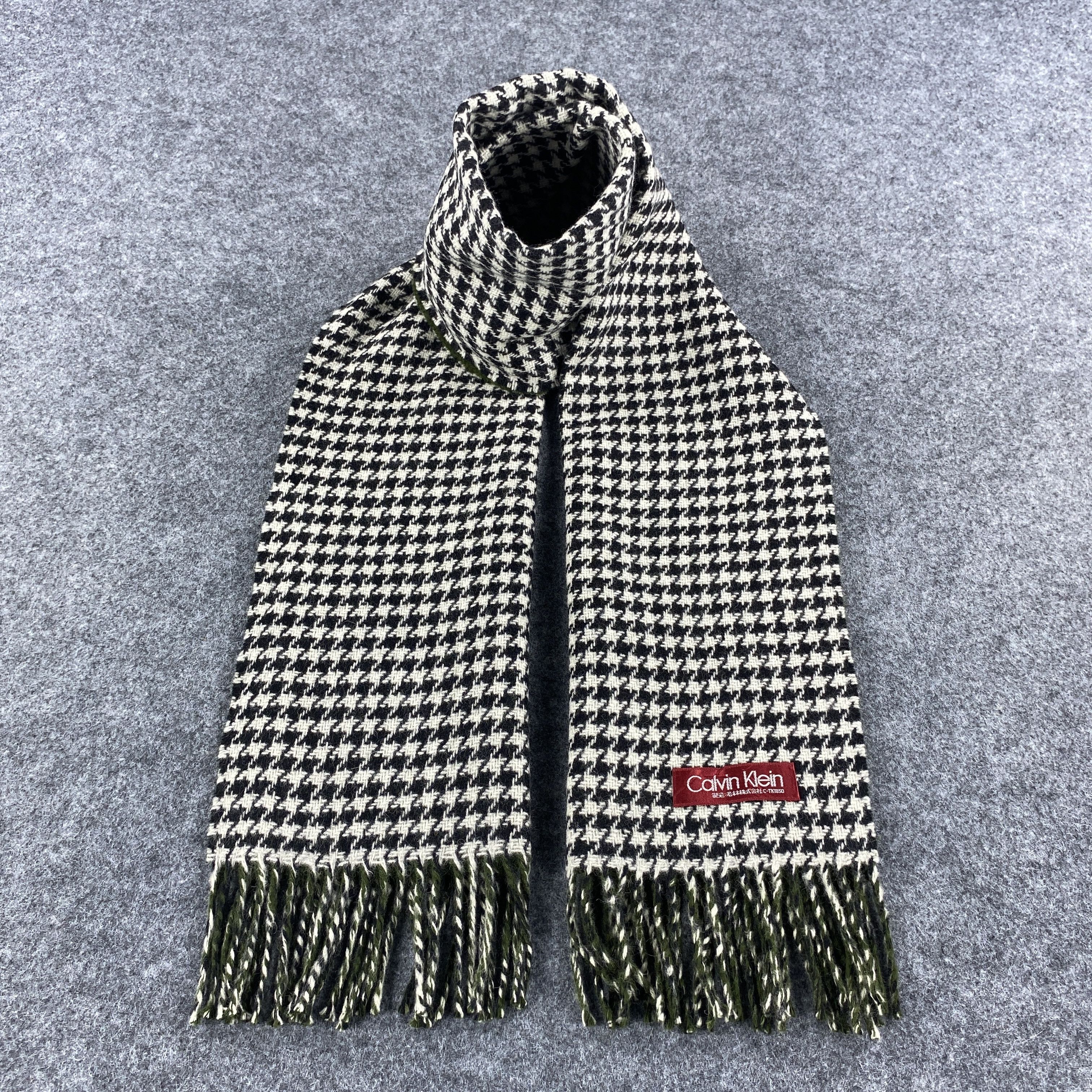 Calvin Klein × Vintage Calvin Klein Scarf # Muffler # Neckwear # D548 Size ONE SIZE - 1 Thumbnail