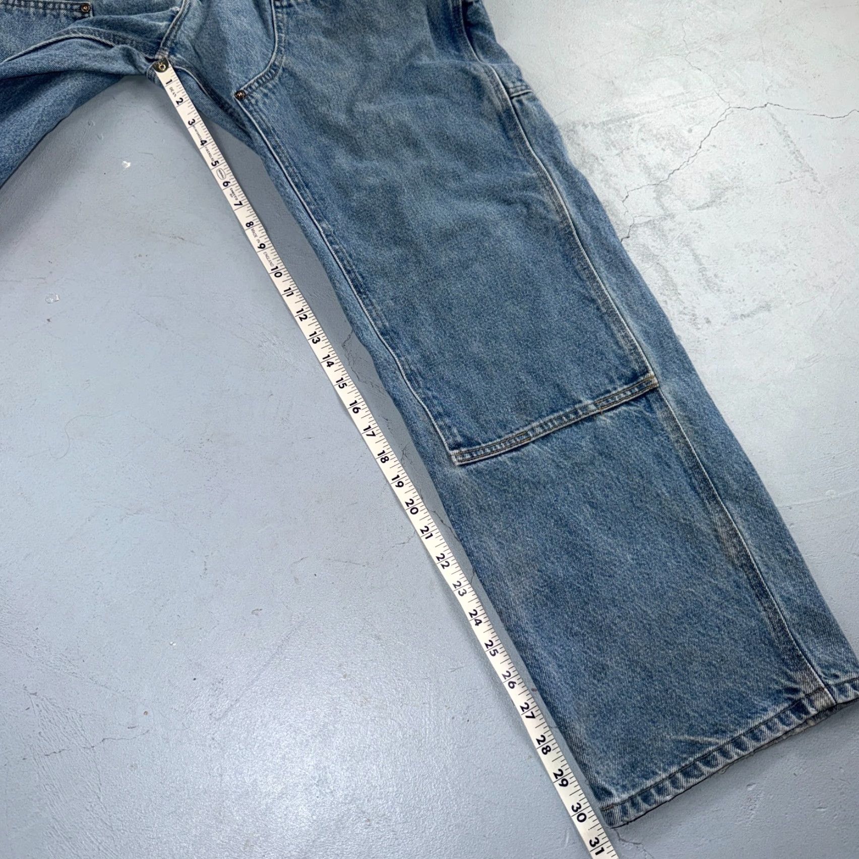 Carhartt VTG Carhartt Jeans Men’s DST 36x32 Double Knee Denim Workwear Thrashed Blue 5-Pocket Logo US Theme Carhartt Vintage Regular Size 36 Mens Jeans Size US 36 / EU 52 - 5 Thumbnail