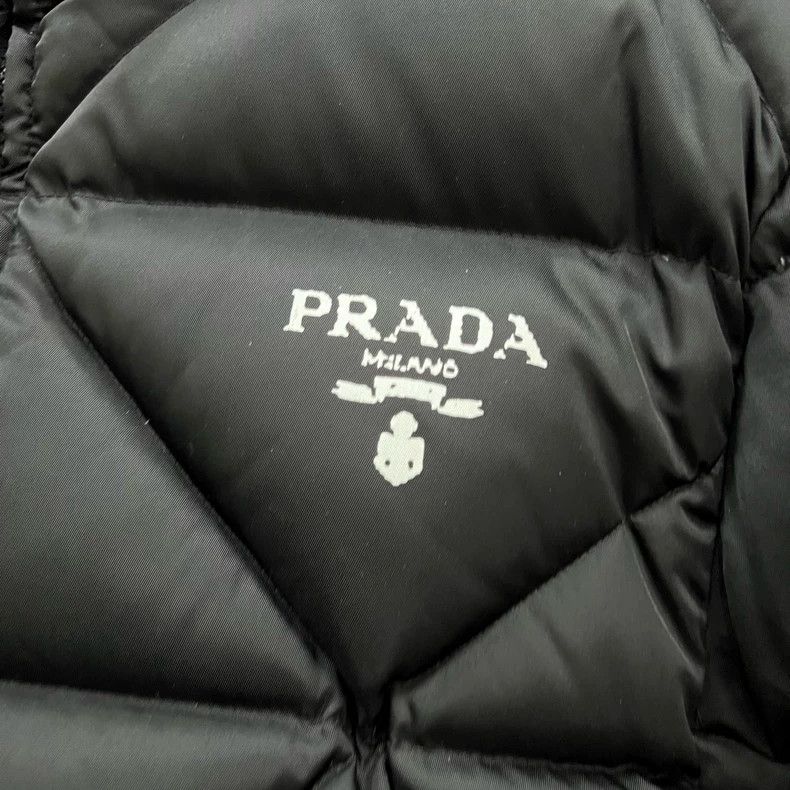 Prada Prada Size 38 Triangle embossed logo down jacket 2503-Next Size S / US 4 / IT 40 - 2 Thumbnail