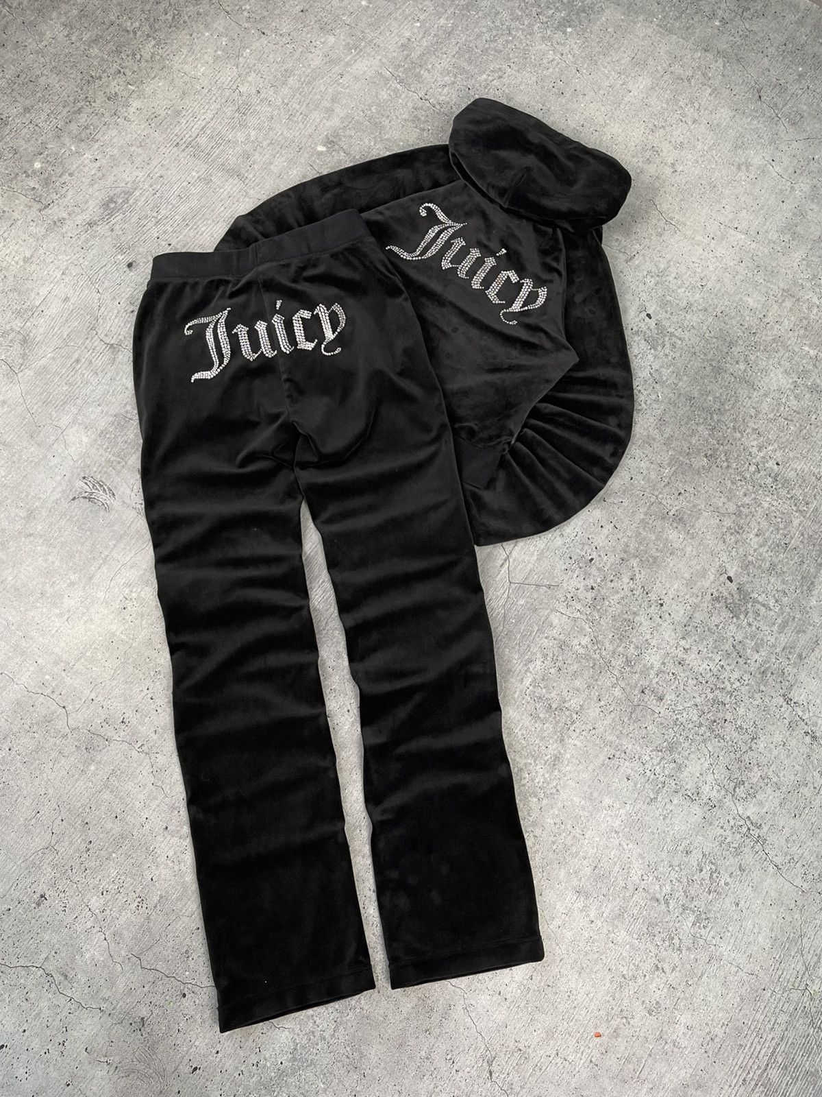 Japanese Brand VELOUR VINTAGE Y2K JUICY COUTURE SUITS Japan Style Size S / US 4 / IT 40 - 1 Thumbnail