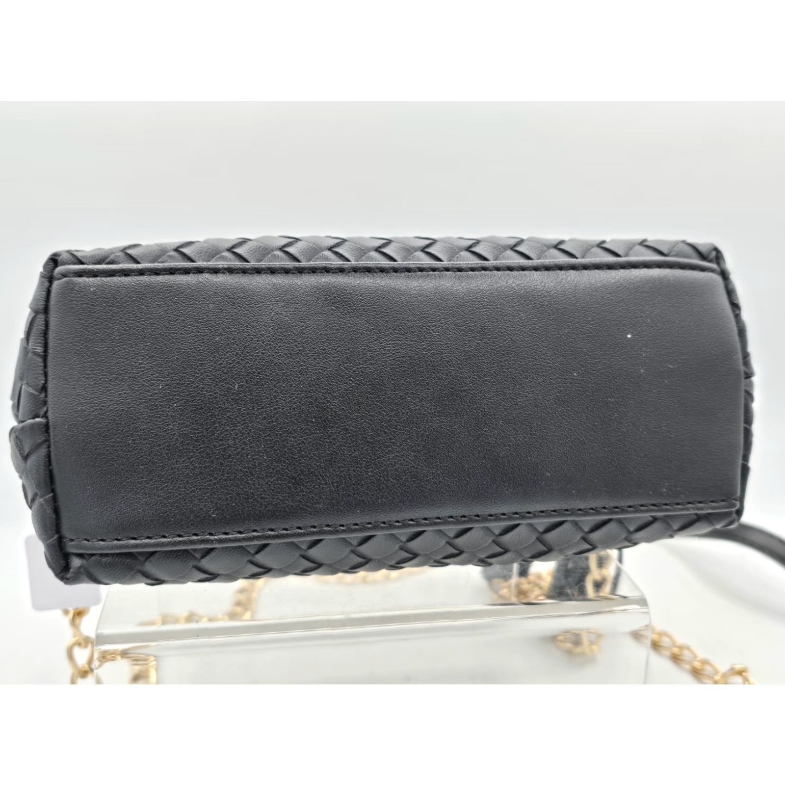 Vintage NEW Women Crossbody Bag - Small - Black With Gold Hardware & Zip Closure Size ONE SIZE - 5 Thumbnail