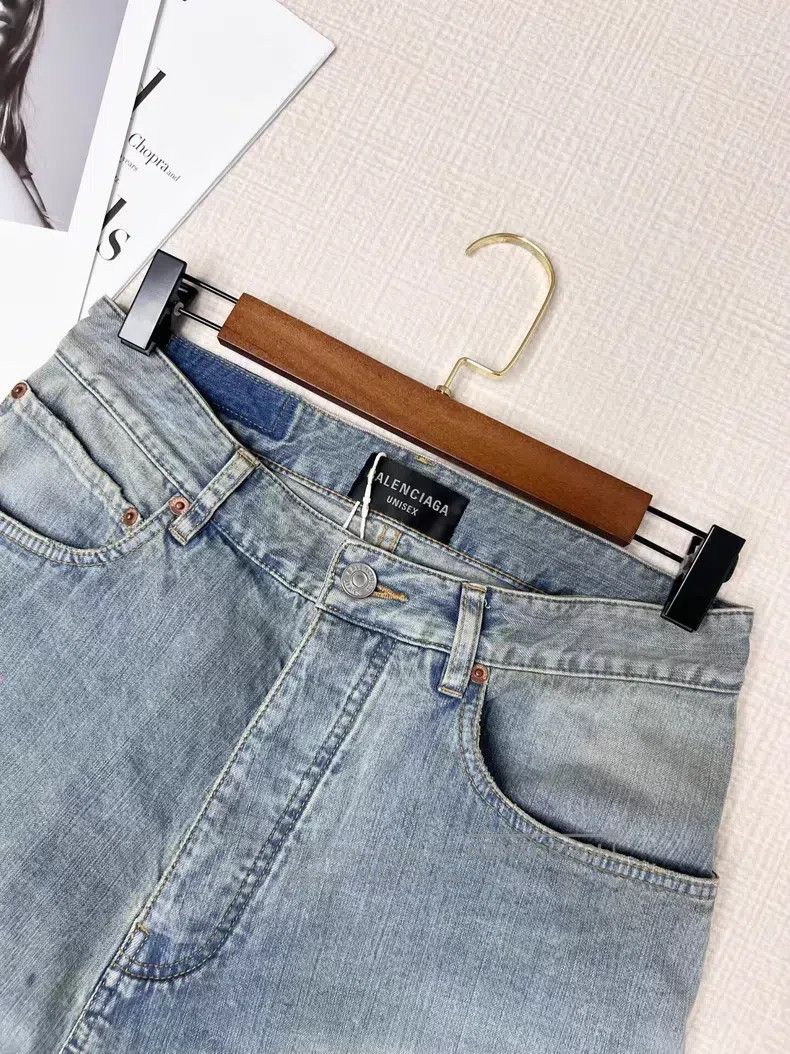 Balenciaga Balenciaga size XXS Distressed Denim Jeans Size US 27 - 2 Thumbnail