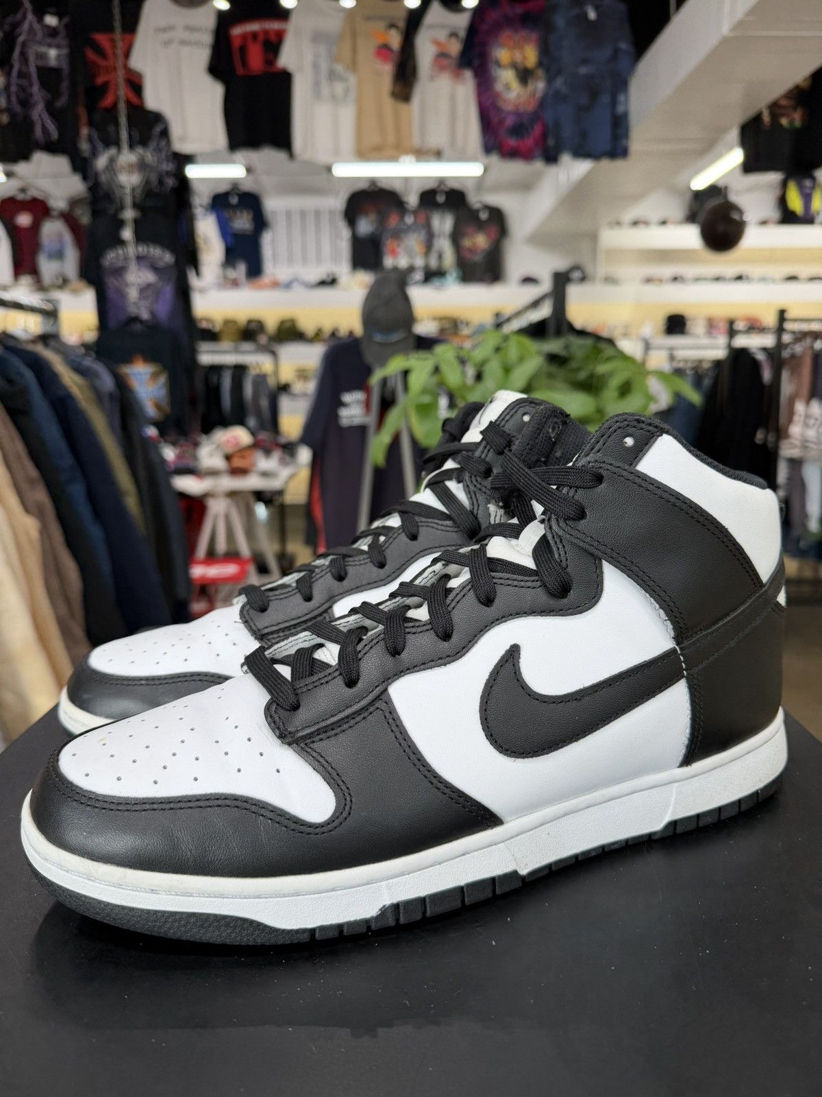 Nike Nike Dunk High Panda Black White Size 13 (2022) Size US 13 / EU 46 - 1 Thumbnail