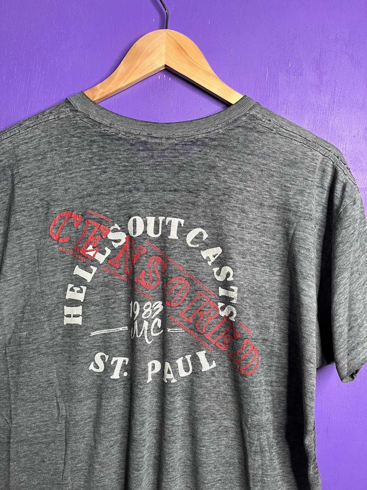 Vintage Vintage 1983 Hells outcasts for freedom t-shirt Size US L / EU 52-54 / 3 - 3 Thumbnail