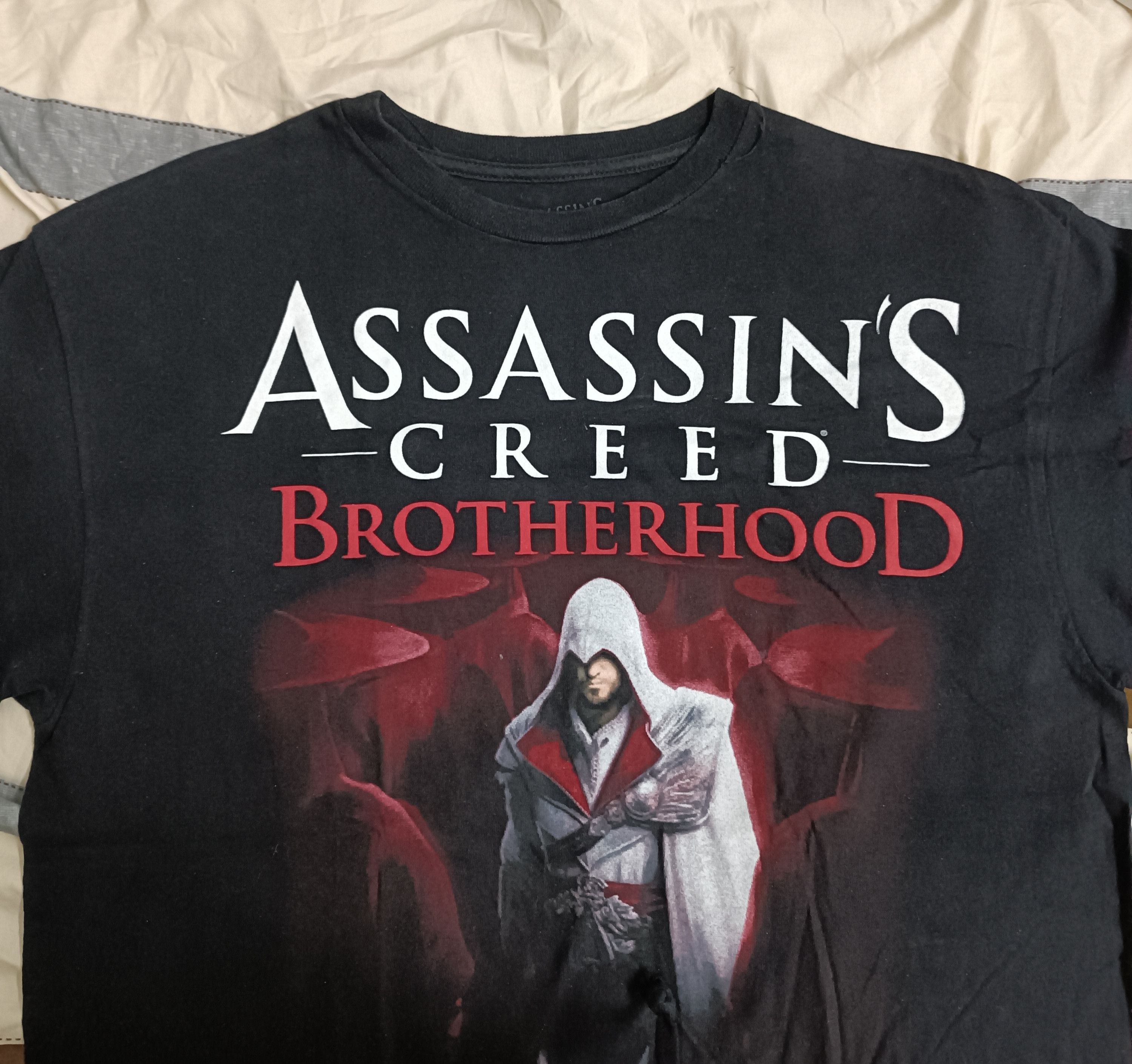 Playstation VINTAGE ASSASIN CREED BROTHERHOOD (call of duty battlefield) Size US XL / EU 56 / 4 - 9 Thumbnail