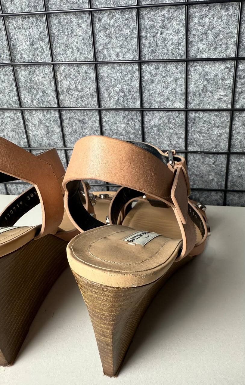Balenciaga Balenciaga Pale Pink Leather Studs Sandals Wedge Shoes Size US 8 / IT 38 - 7 Thumbnail