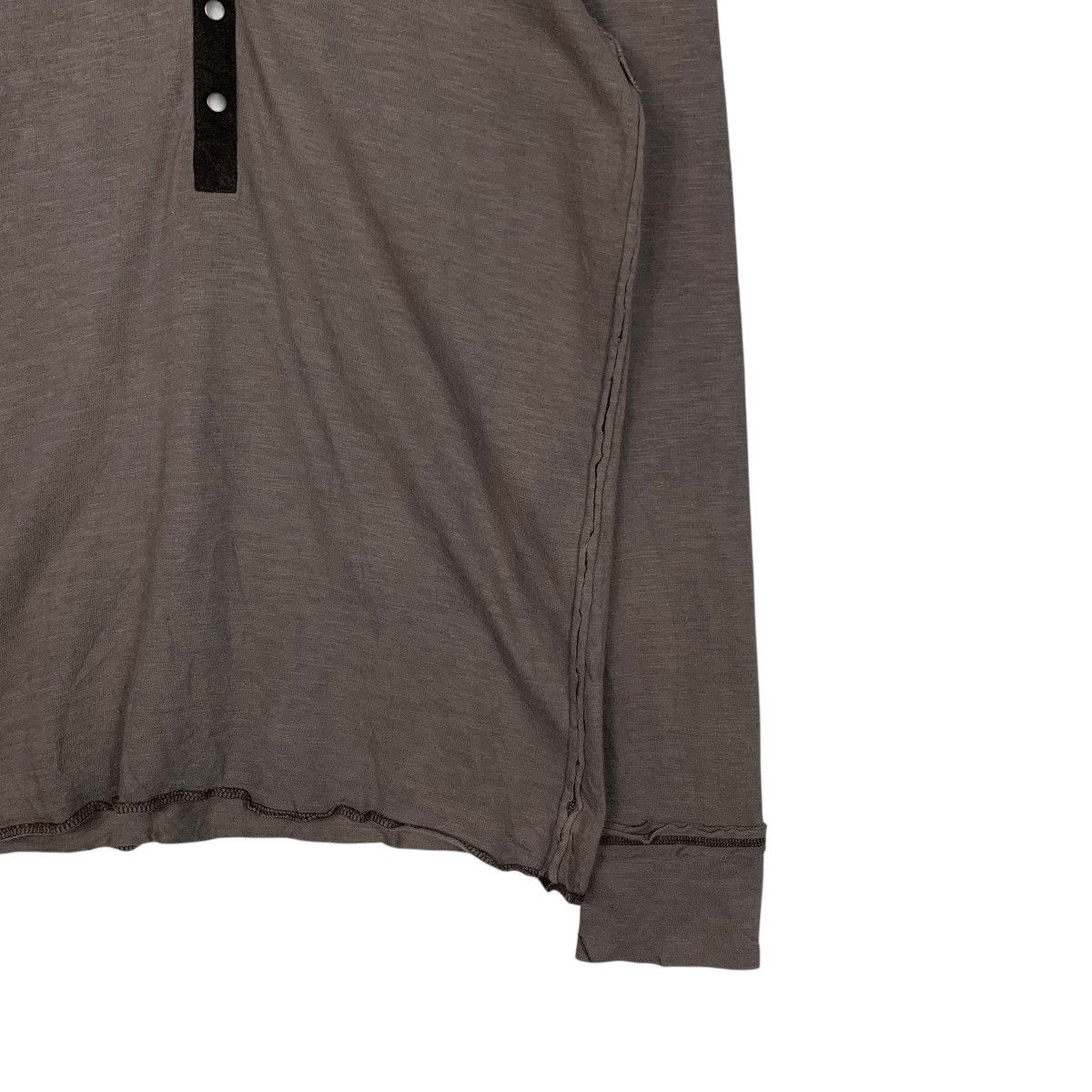 Japanese Brand ELLE HOMME Half Button V Neck Long Sleeve Shirt #2604-C117 Size US M / EU 48-50 / 2 - 4 Thumbnail