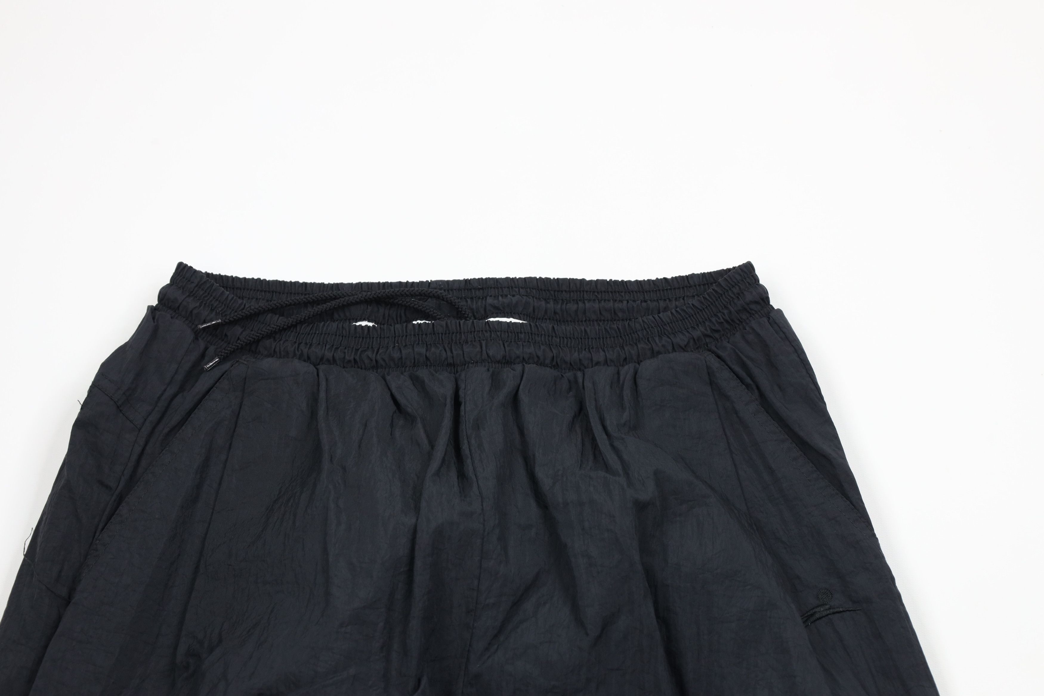 Vintage Vintage 90s Streetwear Cuffed Joggers Pants Black Nylon Size US 36 / EU 52 - 2 Thumbnail