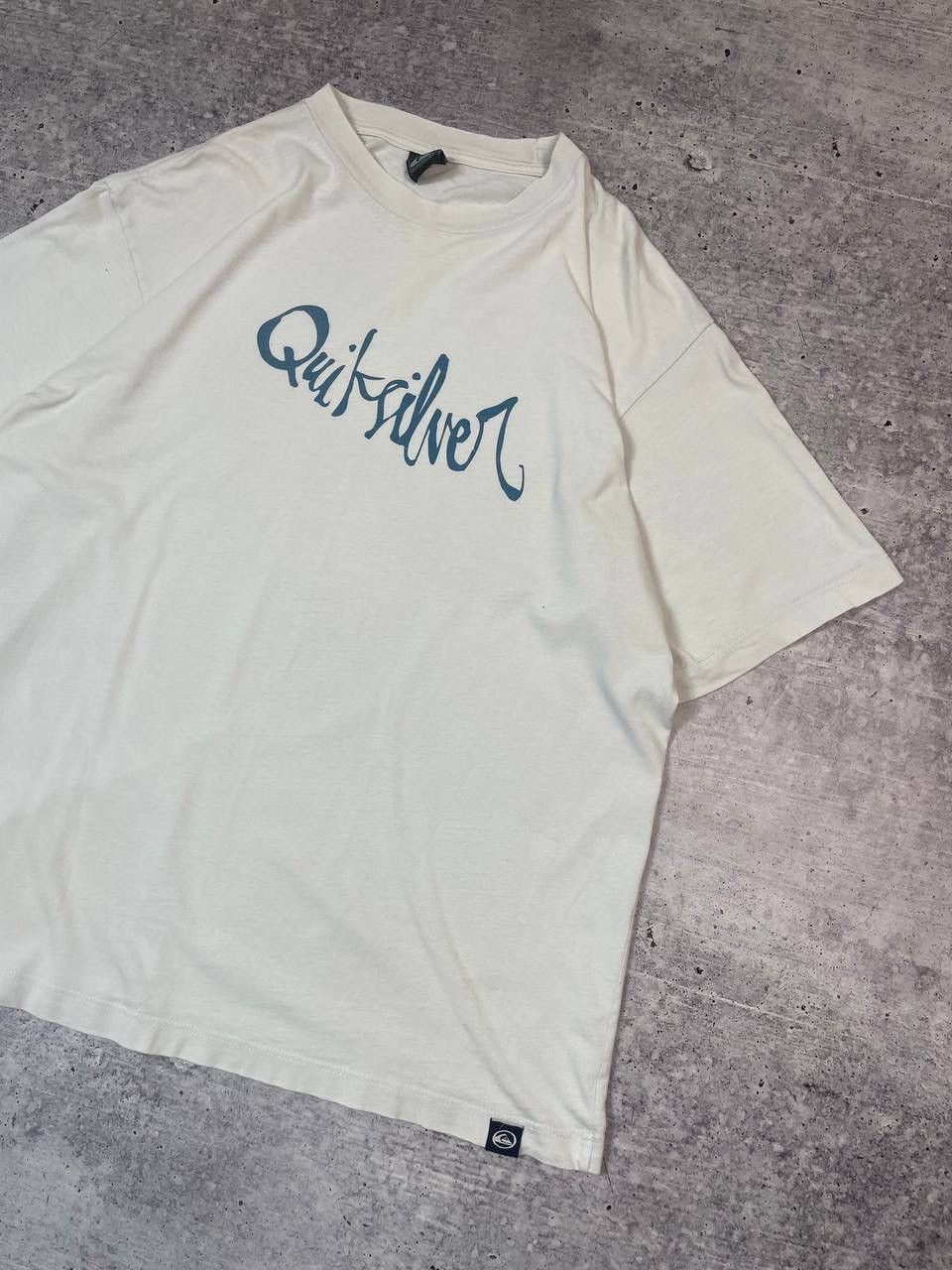 Quiksilver Vintage Quiksilver Surf Big Logo Tee T-Shirt Y2K Size US L / EU 52-54 / 3 - 3 Thumbnail