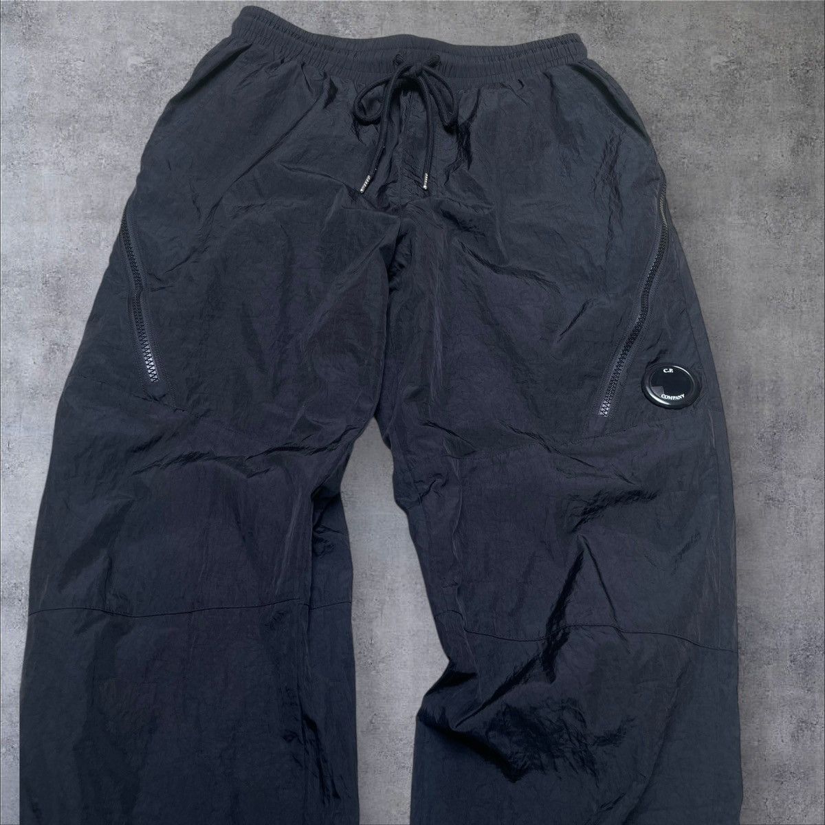 C.P. Company C.p. Company nylon metal chrome black cargo tech pant Size US 30 / EU 46 - 2 Thumbnail