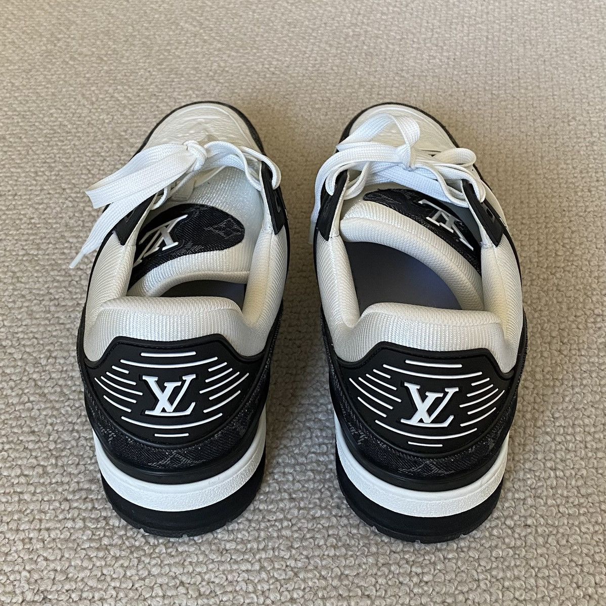 Louis Vuitton Louis Vuitton Trainer in Monogram Denim Size US 8 / EU 41 - 4 Thumbnail