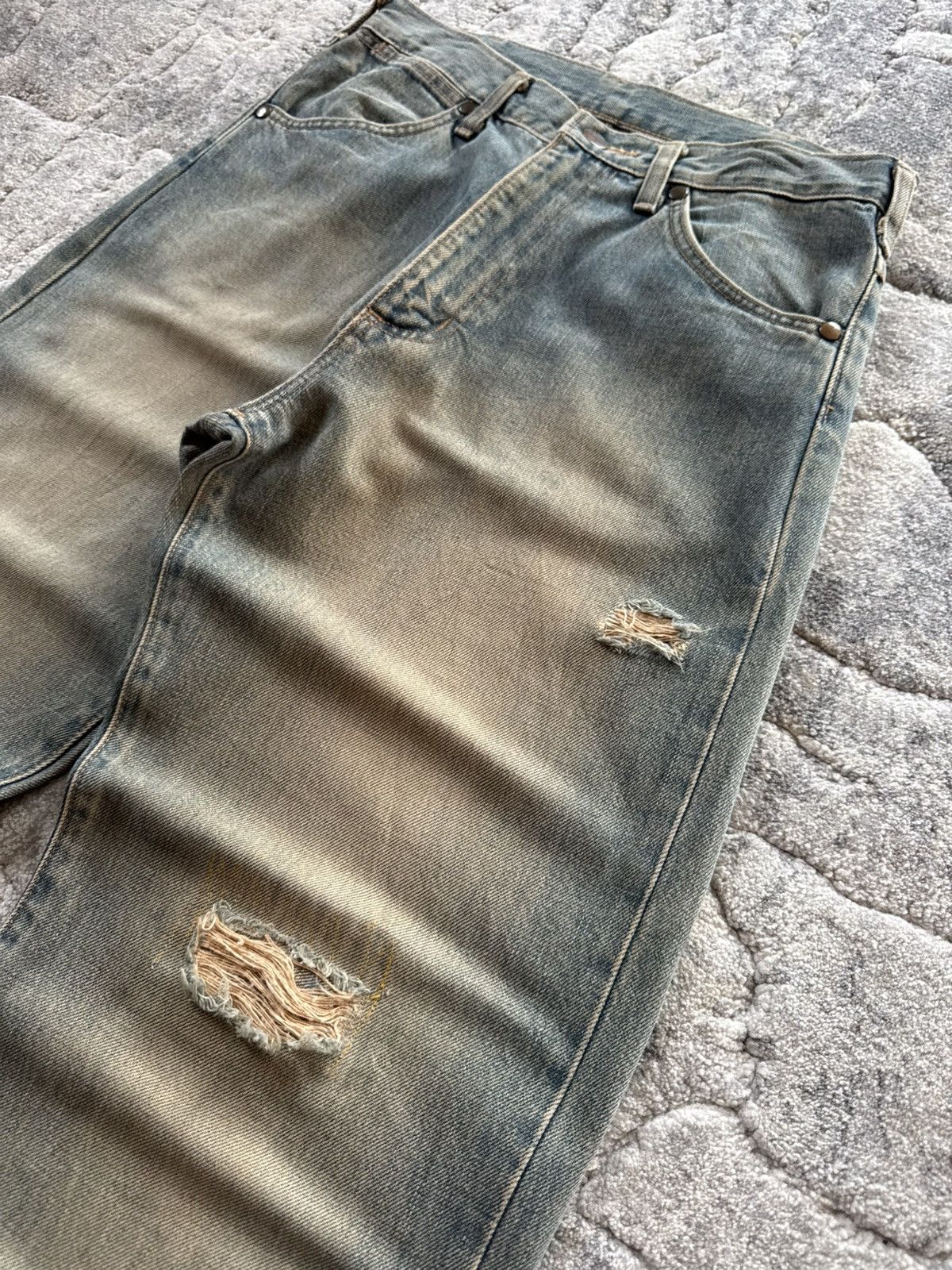 Japanese Brand Vintage Wrangler Mud Wash Distressed Baggy Selvedge Jeans Size US 29 - 8 Thumbnail