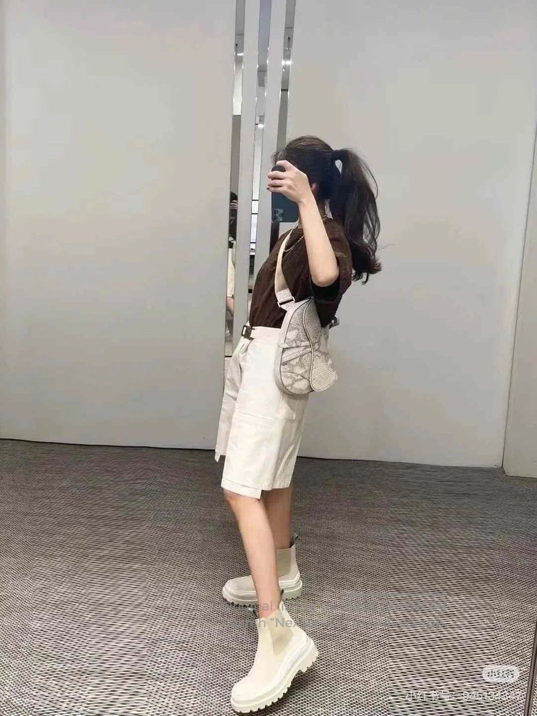 Dior DIOR SS22 Cotton Satin Cargo Shorts. Size US 32 / EU 48 - 7 Thumbnail