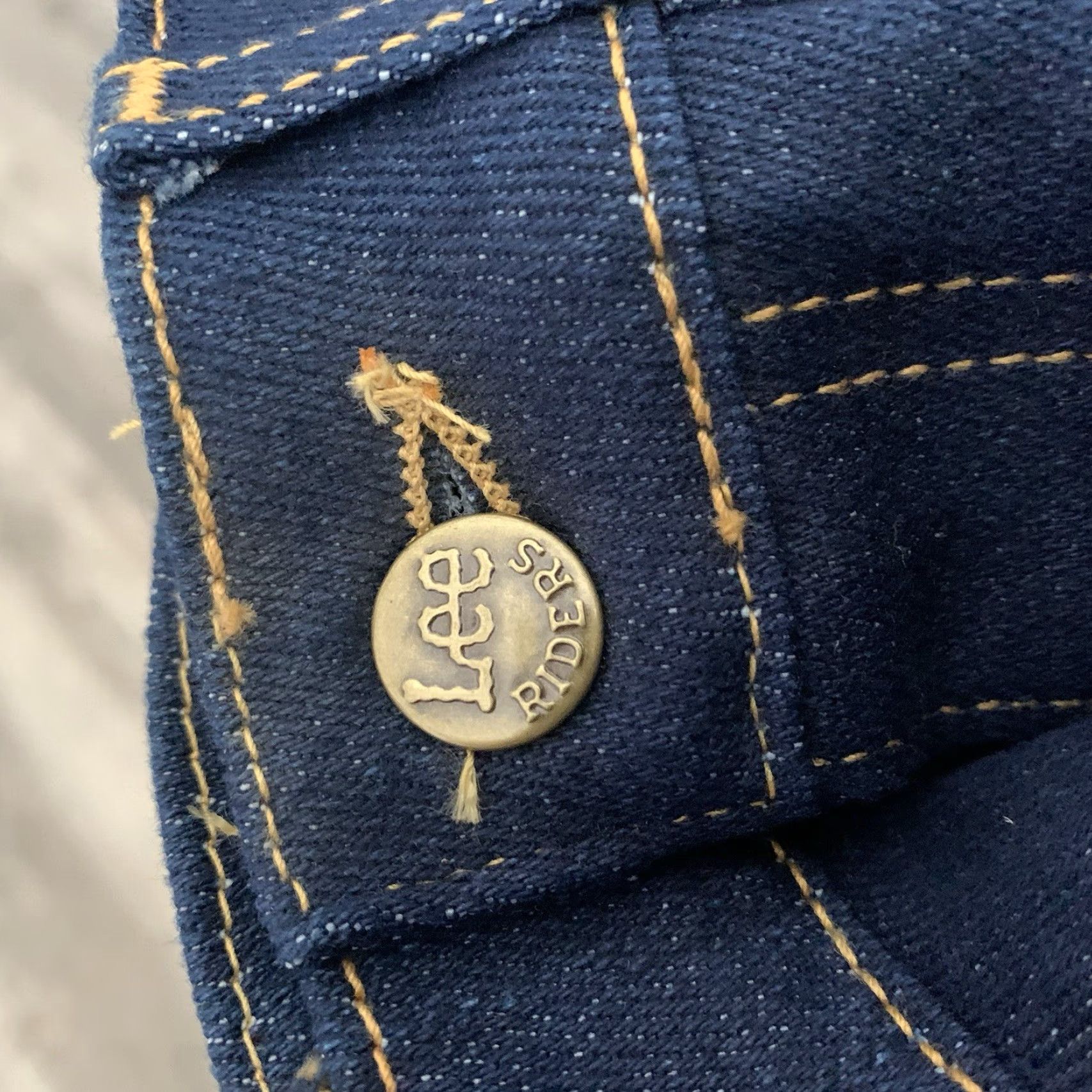 Lee VINTAGE LEE RIDERS JEANS MENS 30x36 REGULAR FIT STRAIGHT LEG DENIM USA MADE Blue 5-Pocket DESIGN Denim Workwear USA Mens Regular Jeans Lee Riders Size US 30 / EU 46 - 5 Thumbnail