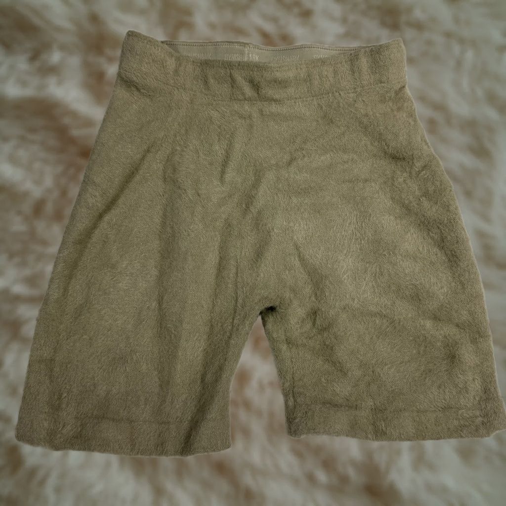 Gymshark Whitney Simmons Gymshark Shorts Eyelash High Waisted Pull On Brown Women's M Size 32" / US 10 / IT 46 - 1 Thumbnail