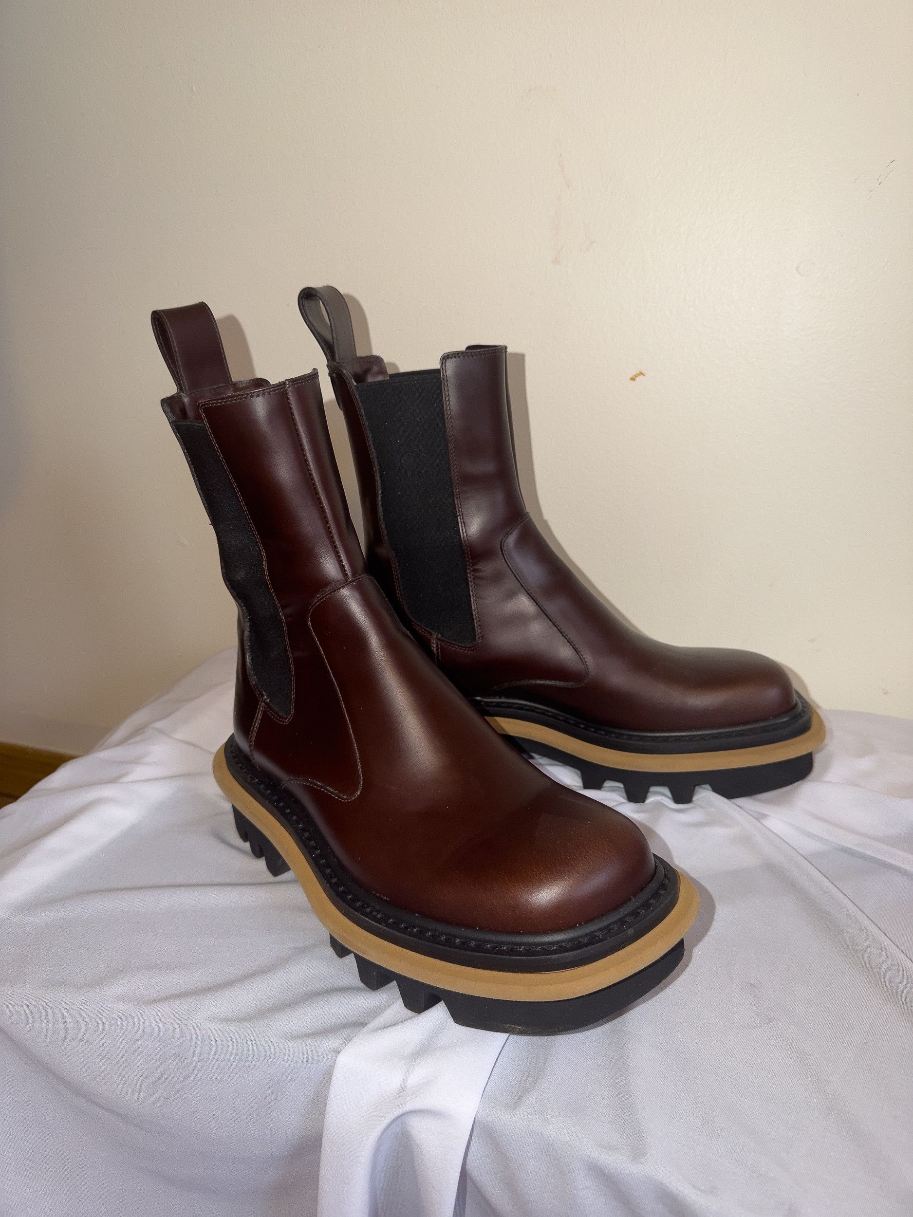Dries Van Noten FW22 Brown Leather Chelsea Boots Size US 6.5 / EU 39-40 - 2 Thumbnail