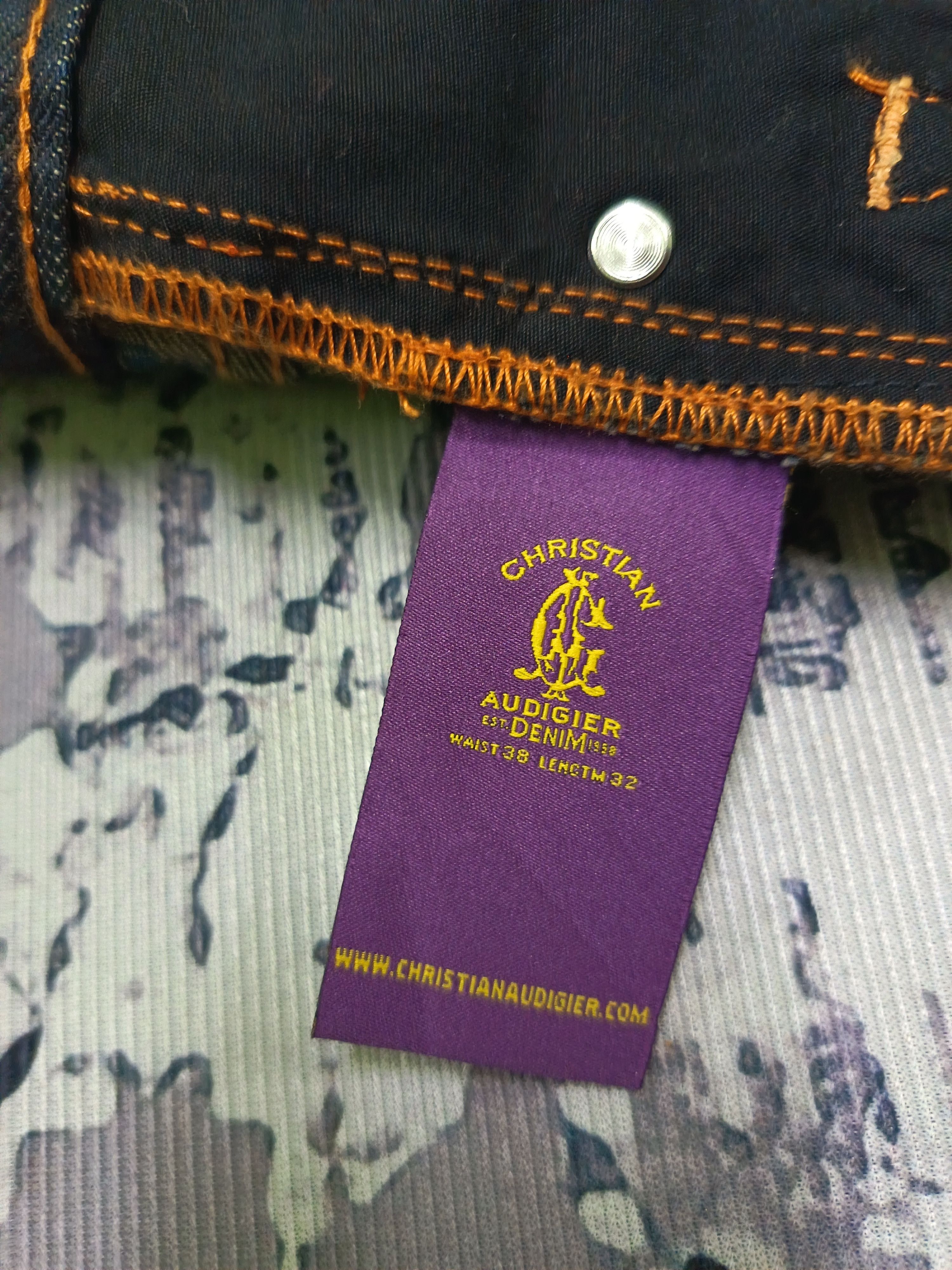 Christian Audigier Christian Audigier Embroidered Maria And Skull Denim Size US 39 - 17 Thumbnail