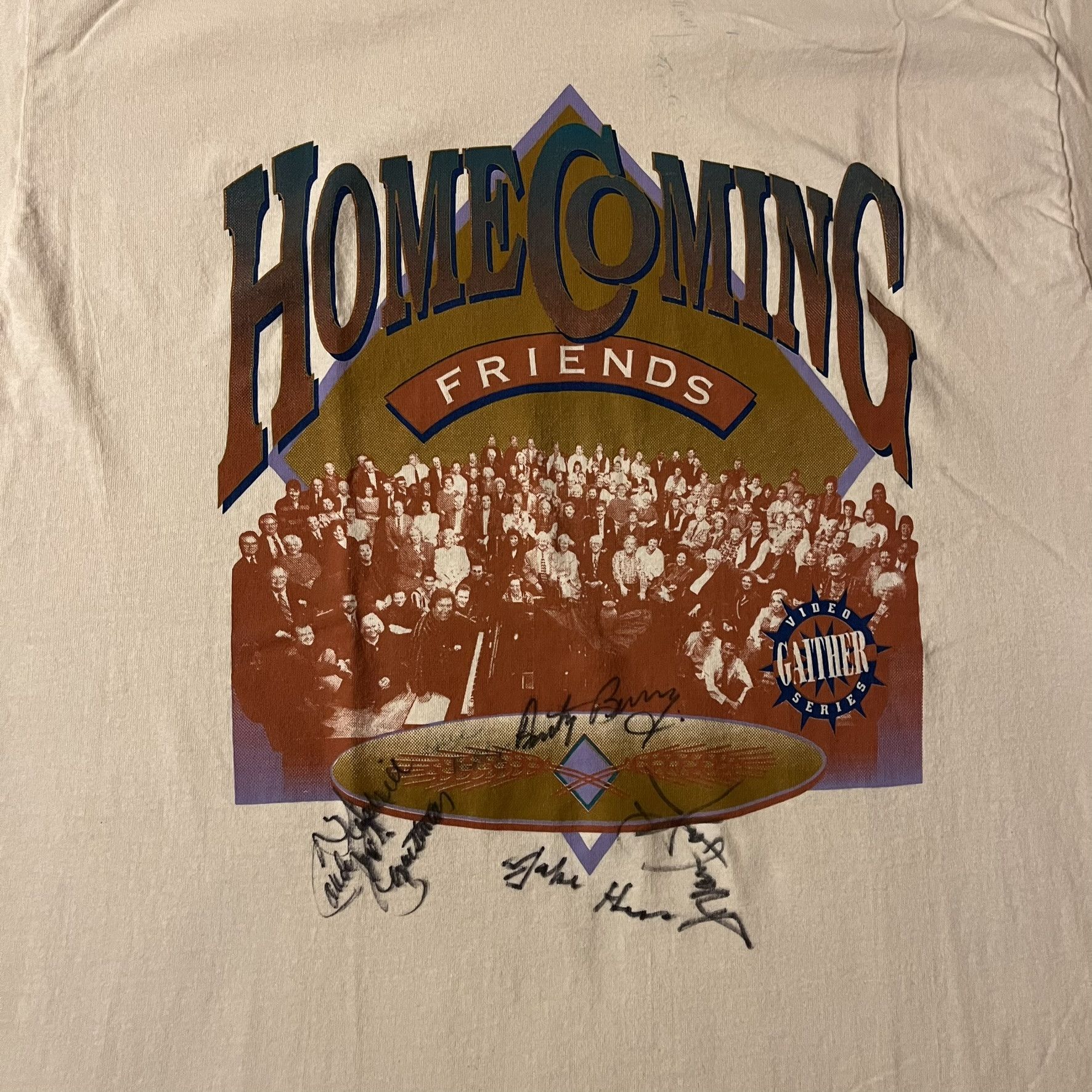 Vintage Vintage HomeComing Friends Autographed Single Stitched Tee Size US XXL / EU 58 / 5 - 3 Thumbnail