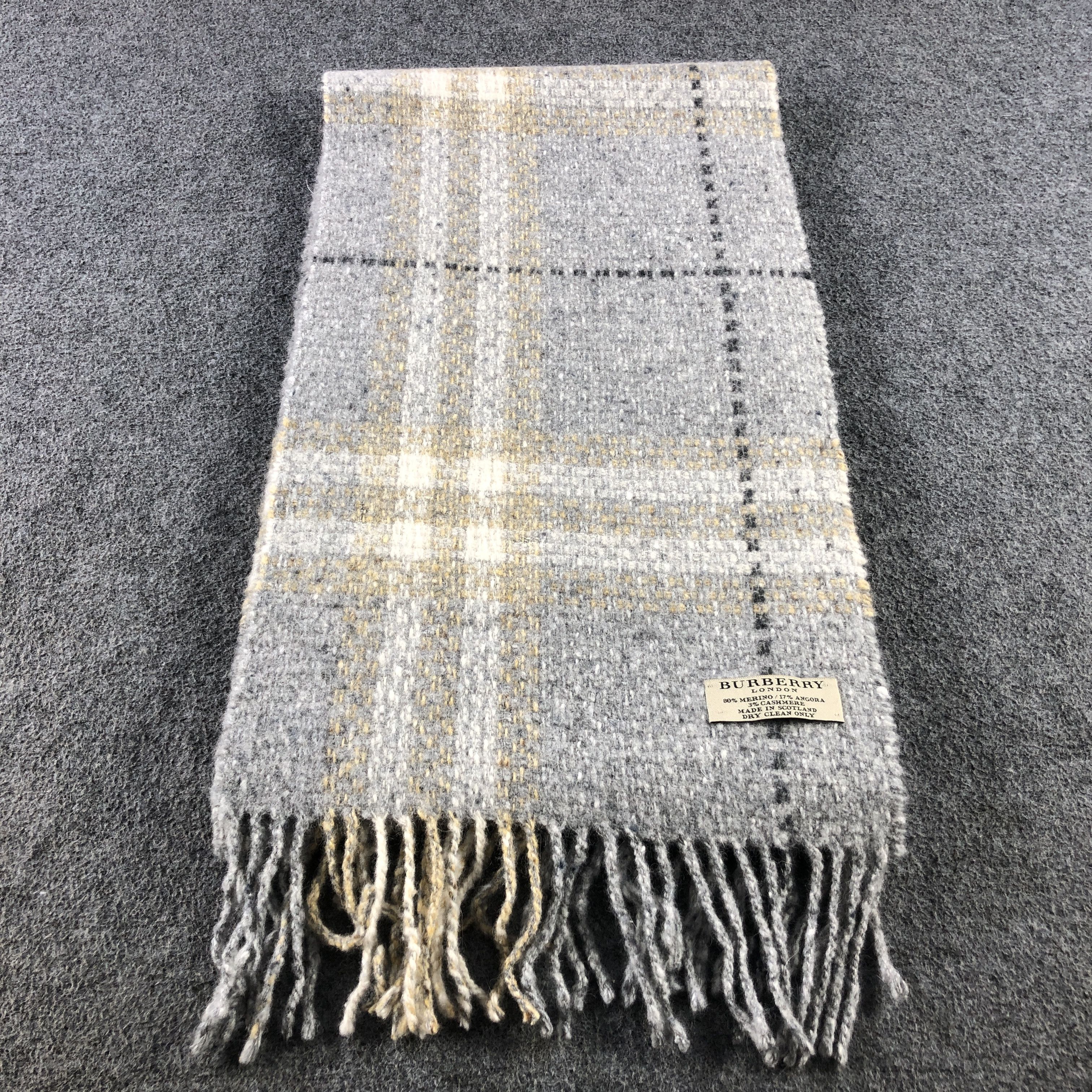 Burberry Burberry Nova Check Wool/Angora Long Scarf Muffler V2848 Size ONE SIZE - 5 Thumbnail