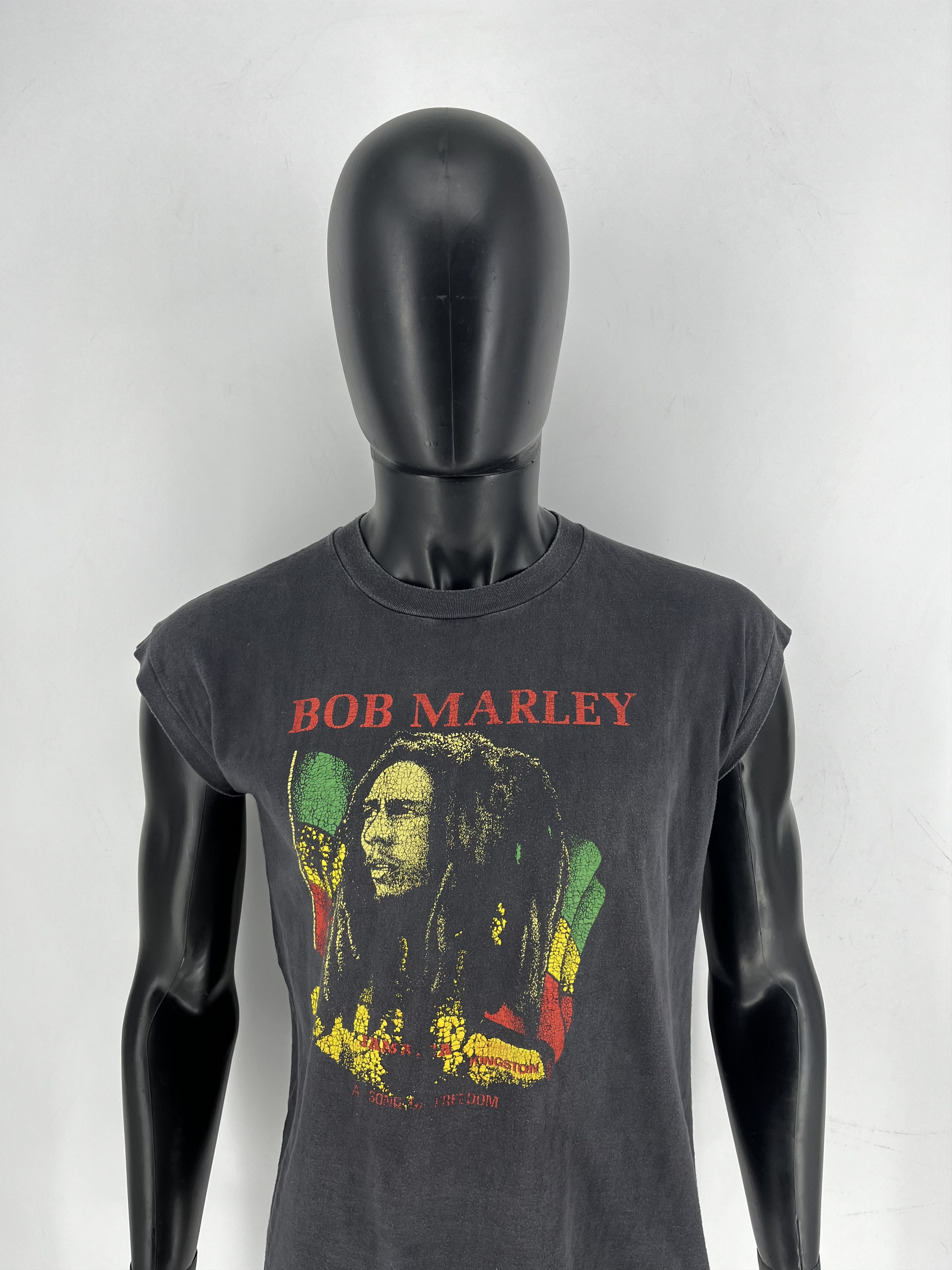 Bob Marley Vintage 90s Bob Marley Zion Rootswear Graphic Tshirt Sz M Size US M / EU 48-50 / 2 - 5 Thumbnail