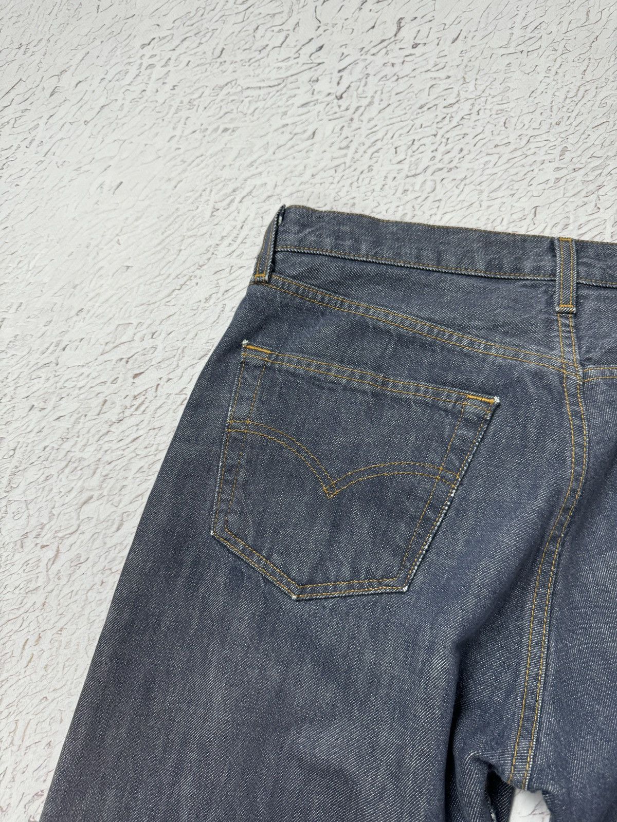Levi's Levi’s 501 vintage y2k indigo blue faded distressed jeans Size US 33 - 17 Thumbnail