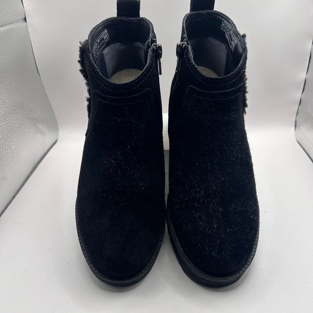 Vionic vionic Vionic Black suede ankle boots 5M NIB Size US 5 / IT 35 - 9 Thumbnail