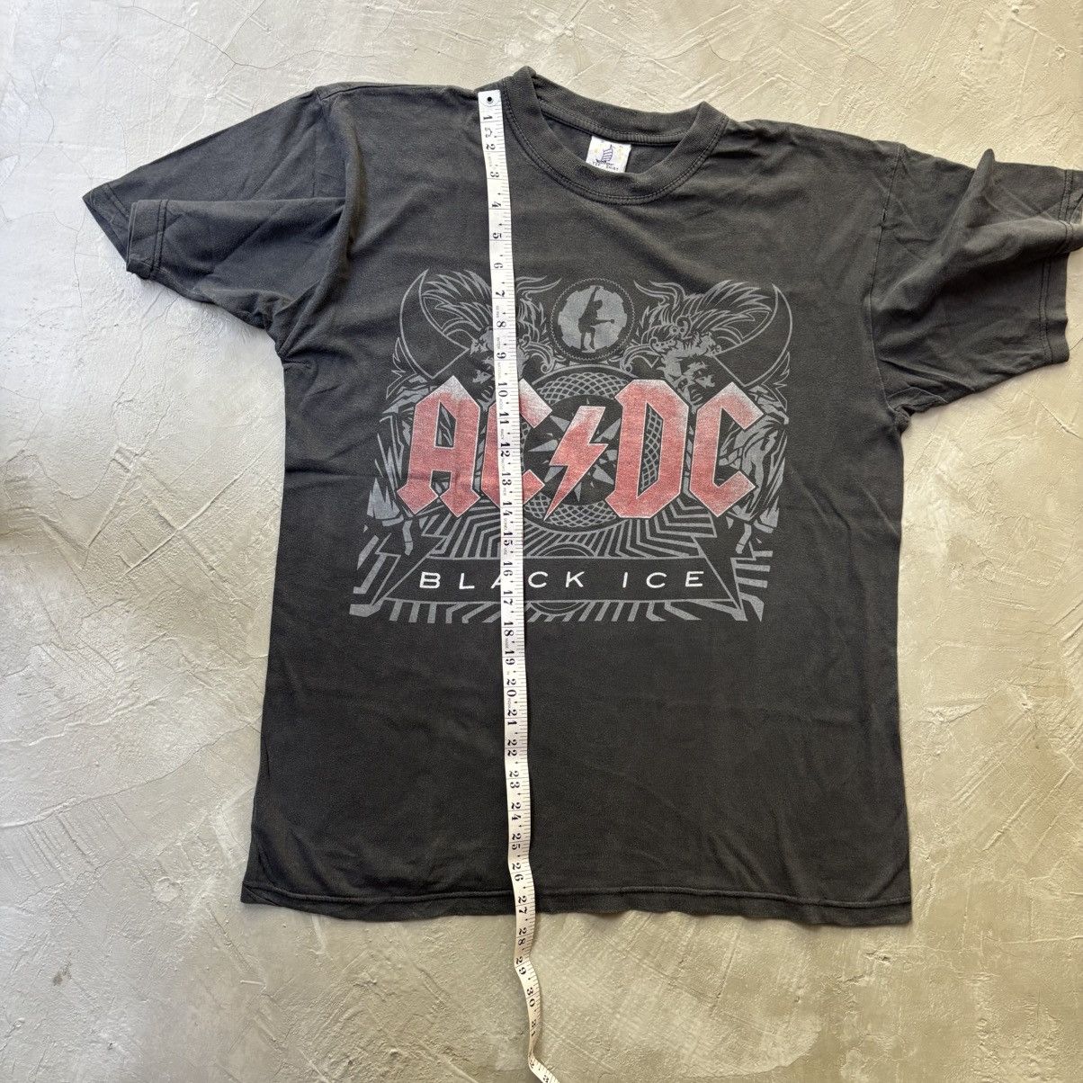 AC/DC Vintage AC/DC "Black Ice" tour t-shirt Size US XL / EU 56 / 4 - 7 Thumbnail