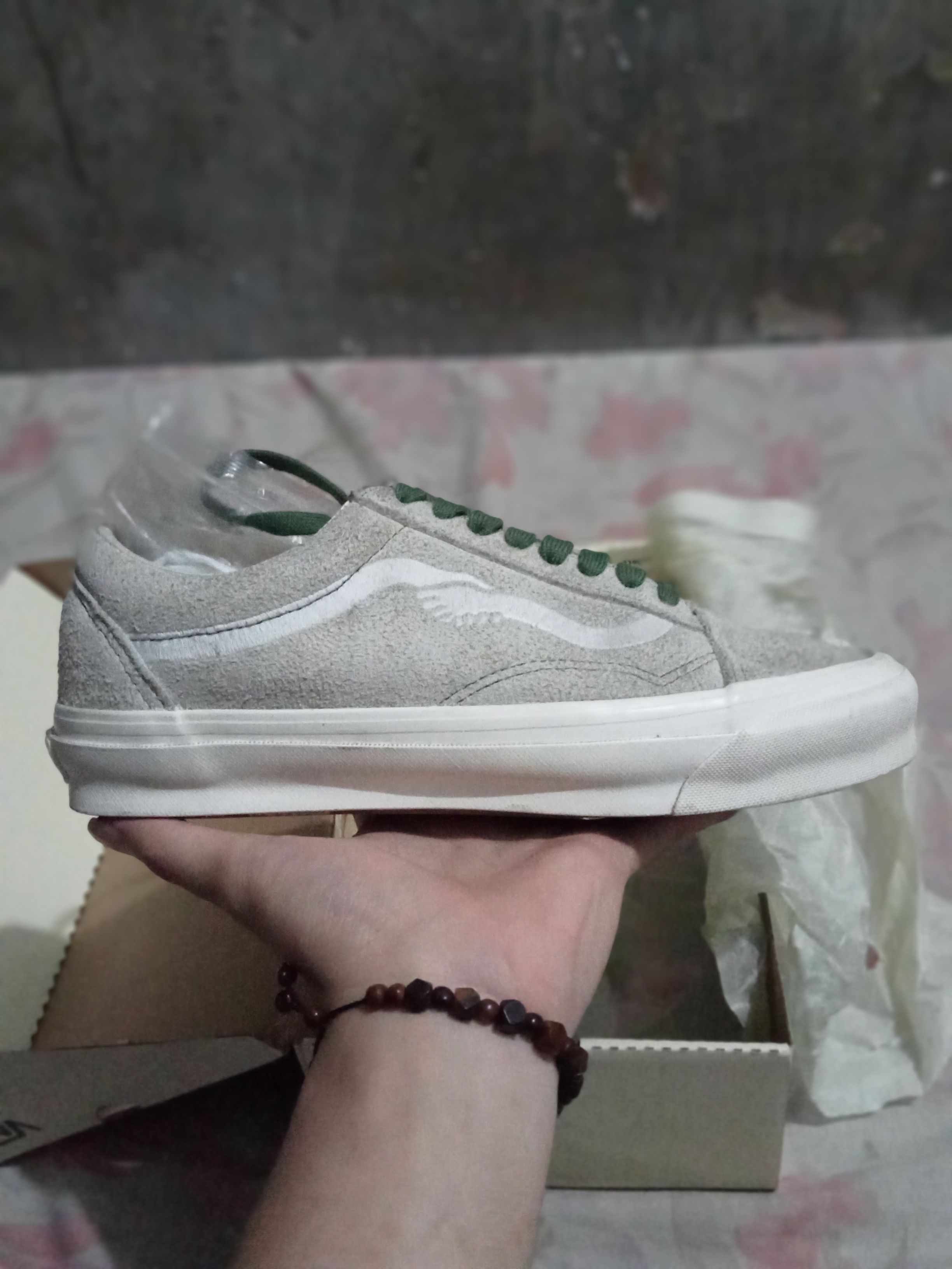 Notre × Vans VANS VAULT LX OG OLD SKOOL X NOTRE TRUE WHITE/MARSHMALLOW Size US 8.5 / EU 41-42 - 2 Thumbnail