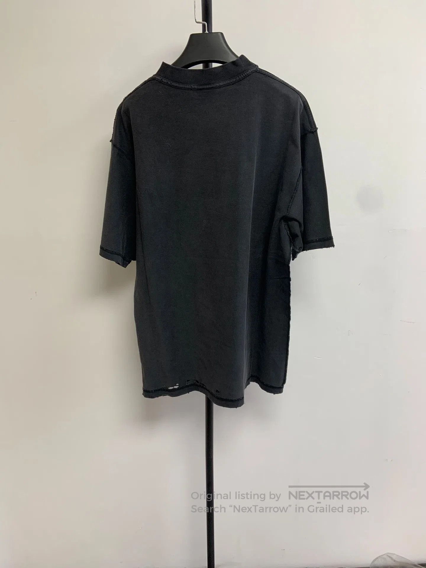 Balenciaga Balenciaga Logo Solid Short-Sleeve T-Shirt. Size US XS / EU 42 / 0 - 2 Thumbnail