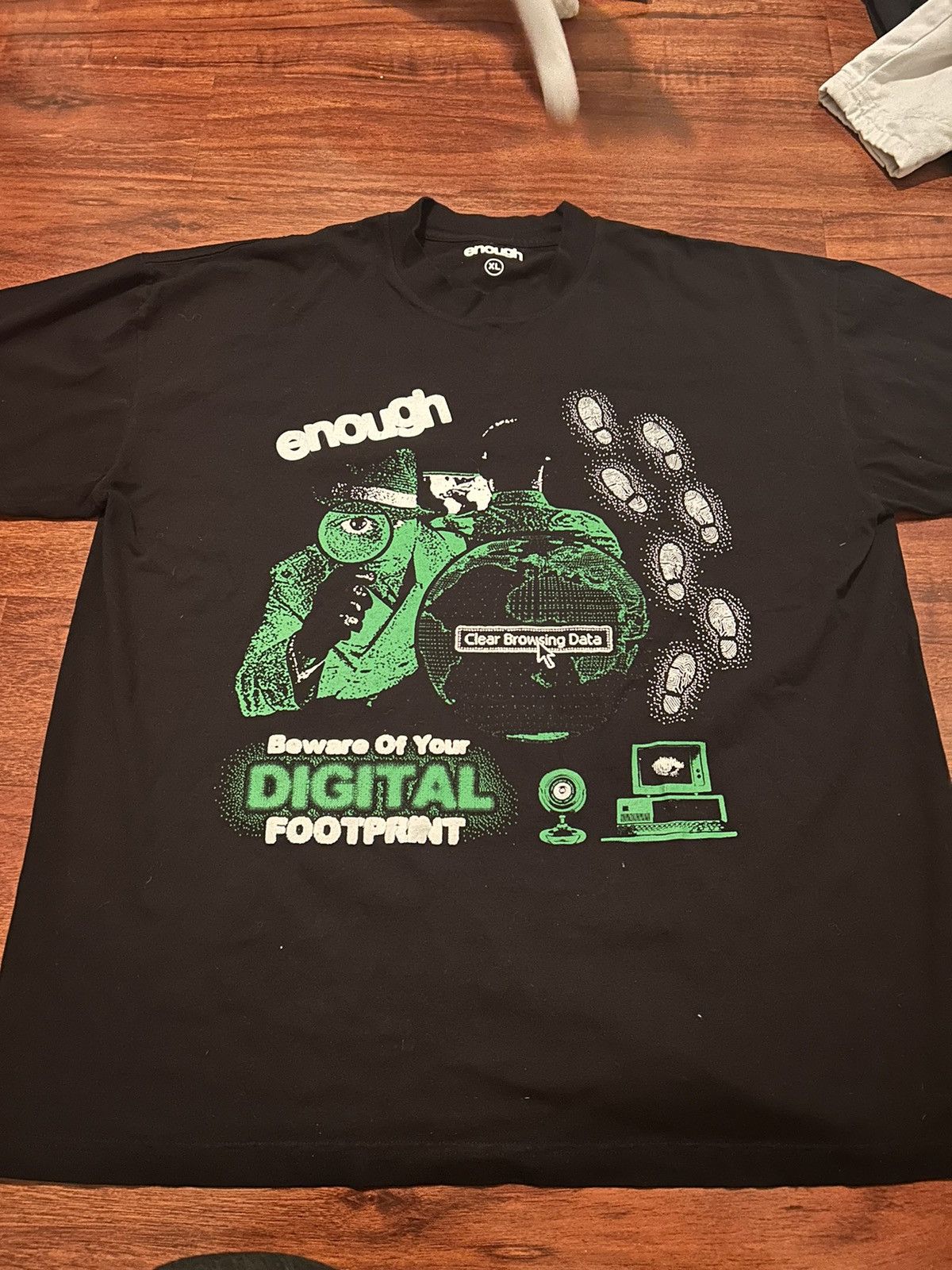 Vintage Enough black T-shirt Size US XL / EU 56 / 4 - 1 Thumbnail