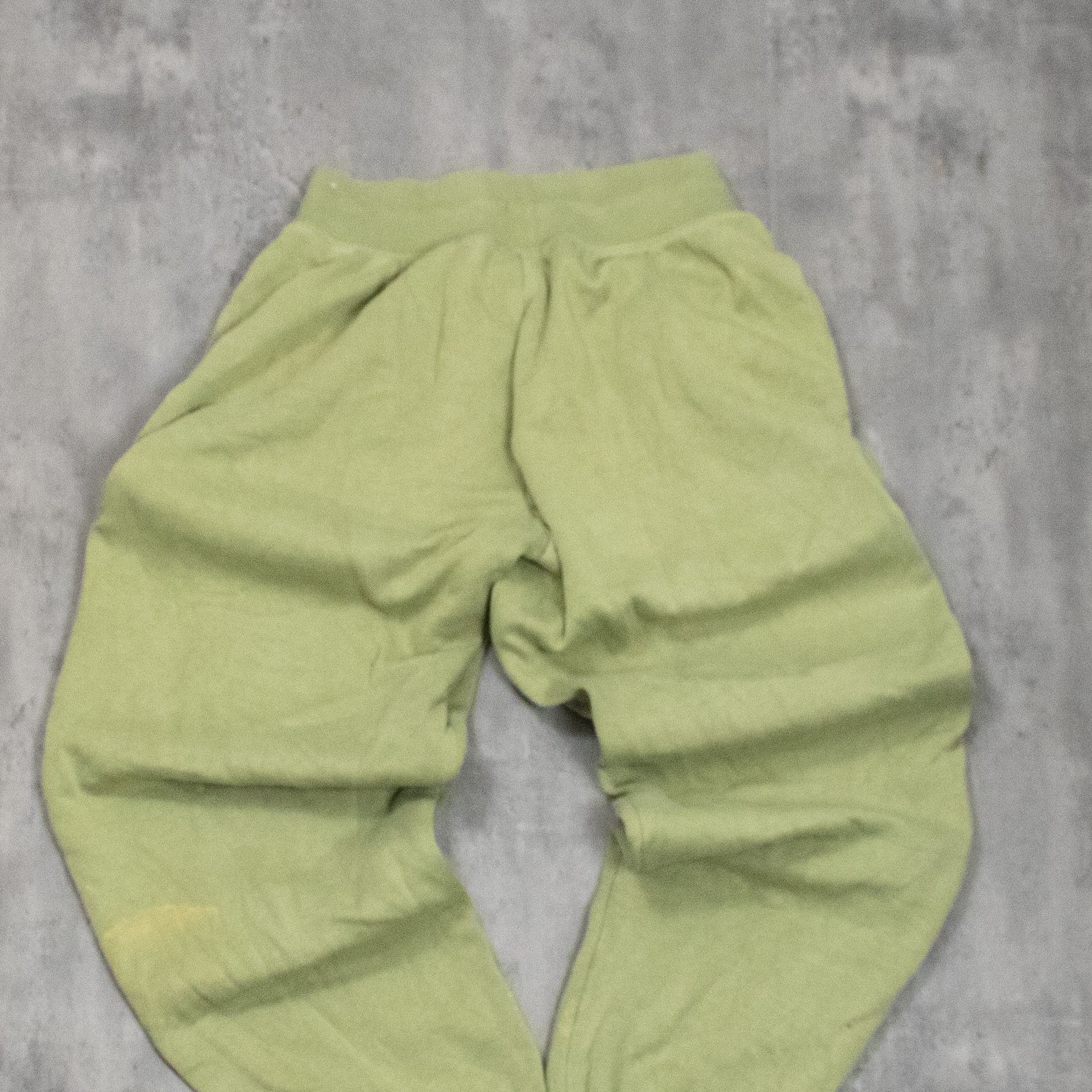 Nike Nike Bleached Sage Green Baggy Relax Fit Cuffed Sweat Pant's Size US 26 / EU 42 - 10 Thumbnail