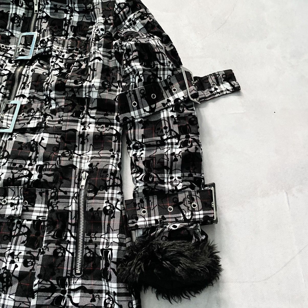 If Six Was Nine Gothic Strap Skeleton Faux Fur Punk Opium Jacket LGB Size XS / US 0-2 / IT 36-38 - 6 Thumbnail