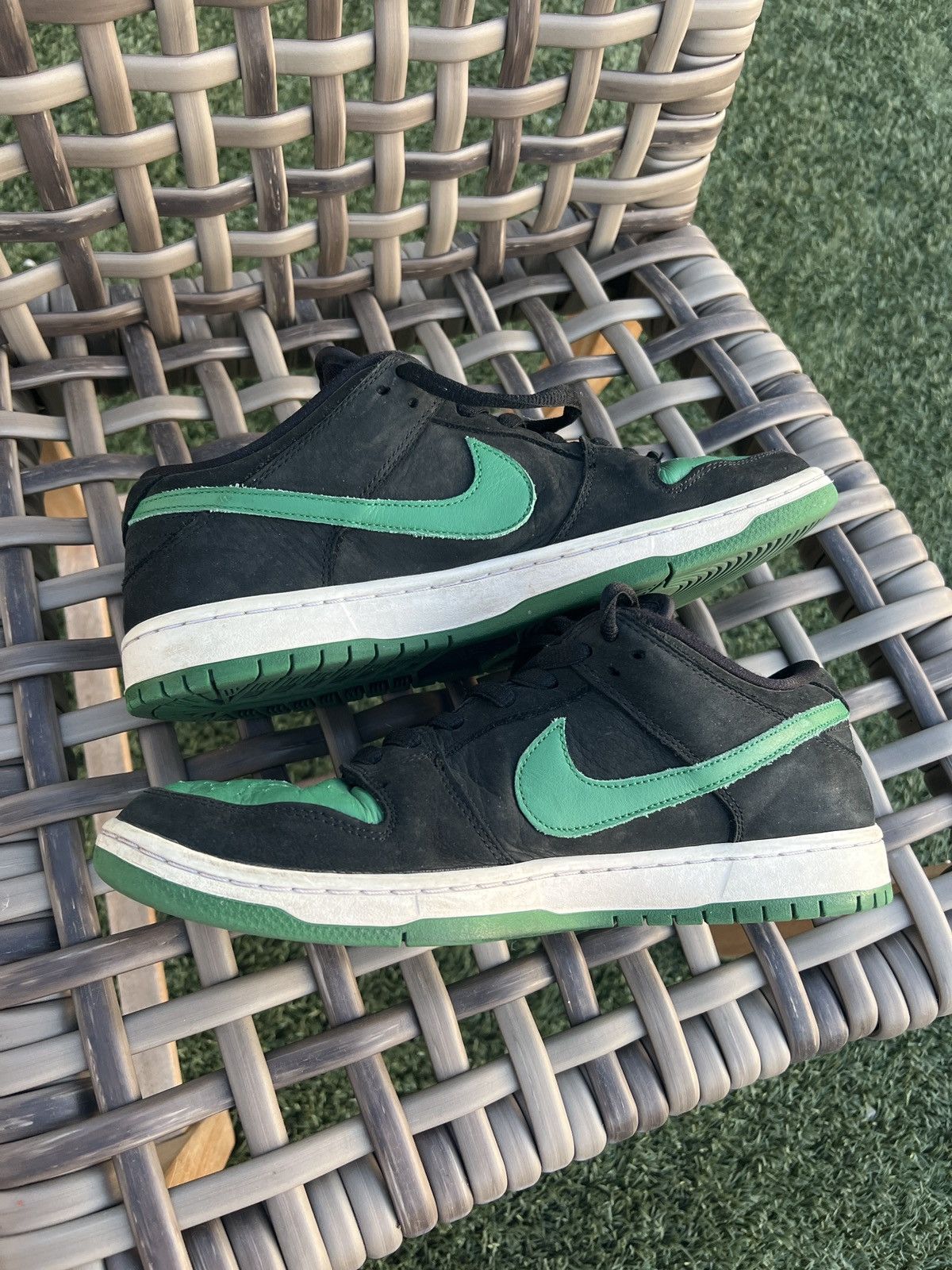 Nike SB Nike Dunk Low Pro Black Pine Size US 10.5 / EU 43-44 - 1 Thumbnail