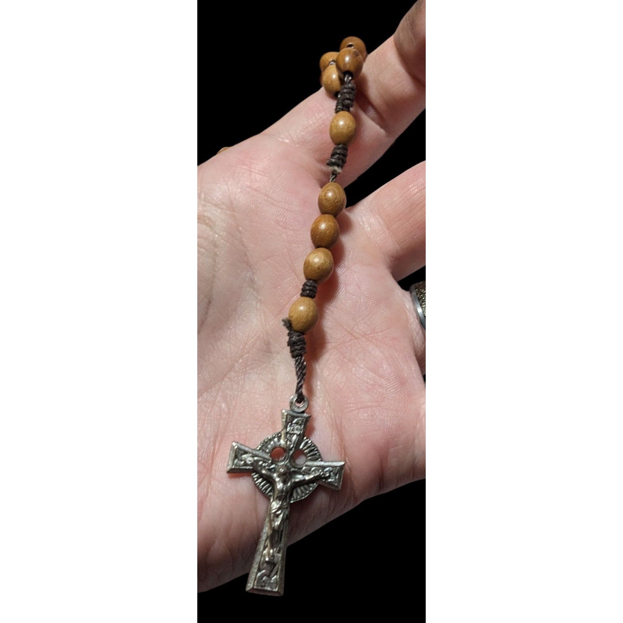 Other Vintage Brown Wood Beaded Rosary Necklace Size ONE SIZE - 5 Thumbnail