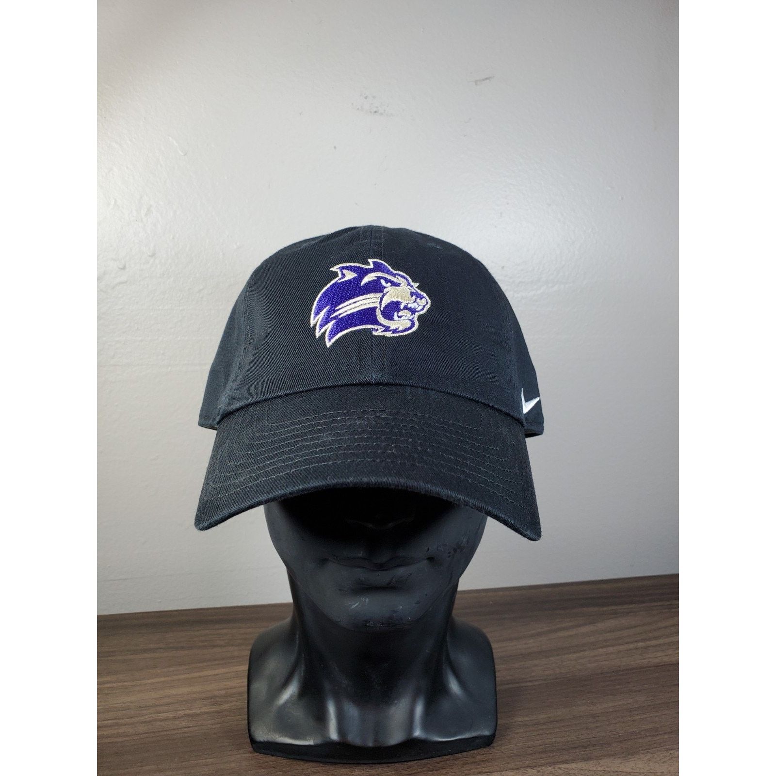 NCAA × Nike Western Carolina Catamounts Hat Cap Swoosh Football Size ONE SIZE - 3 Thumbnail