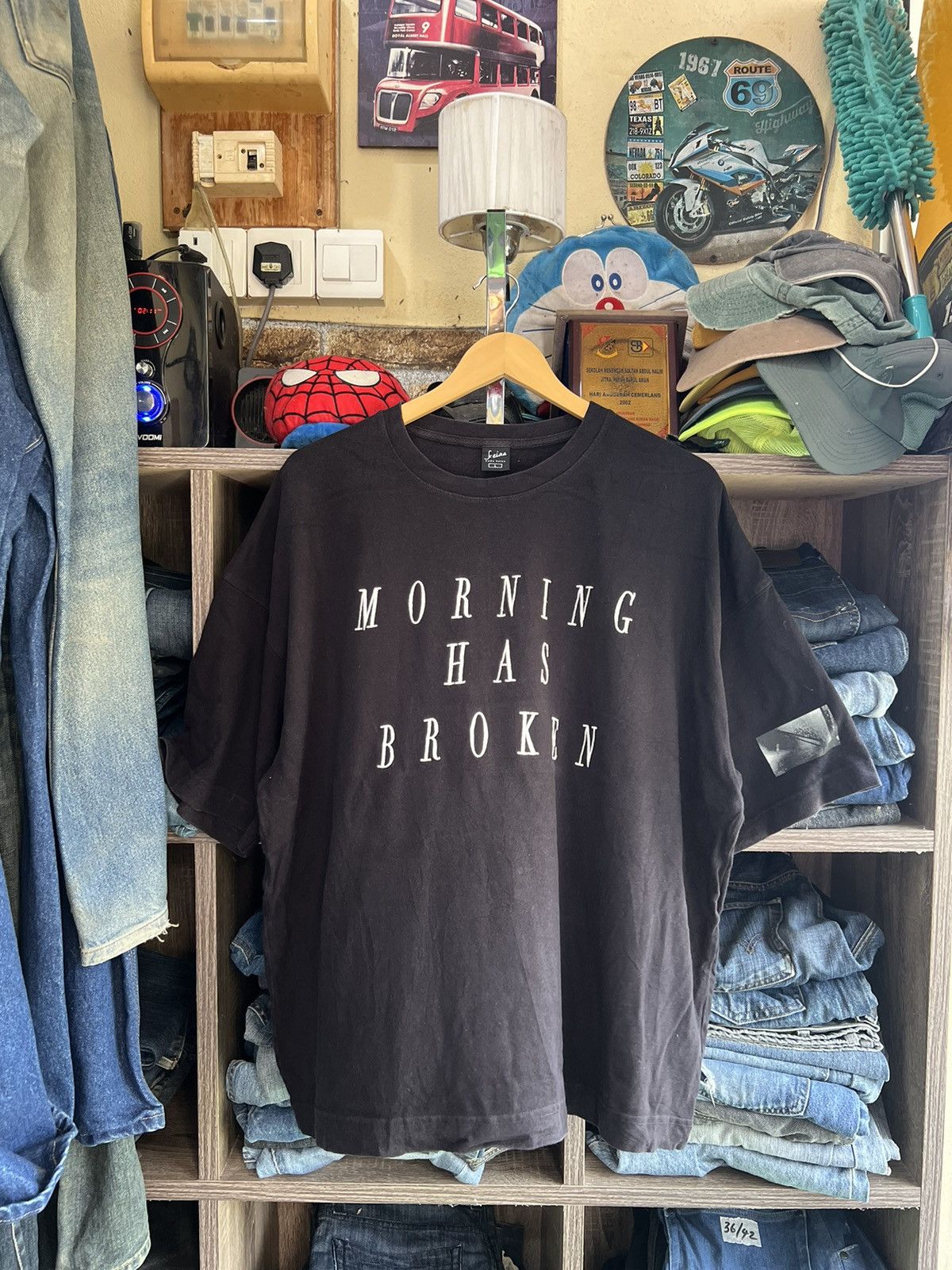 🔥Rare Gu x Suda Keina Morning Has Broken Tee