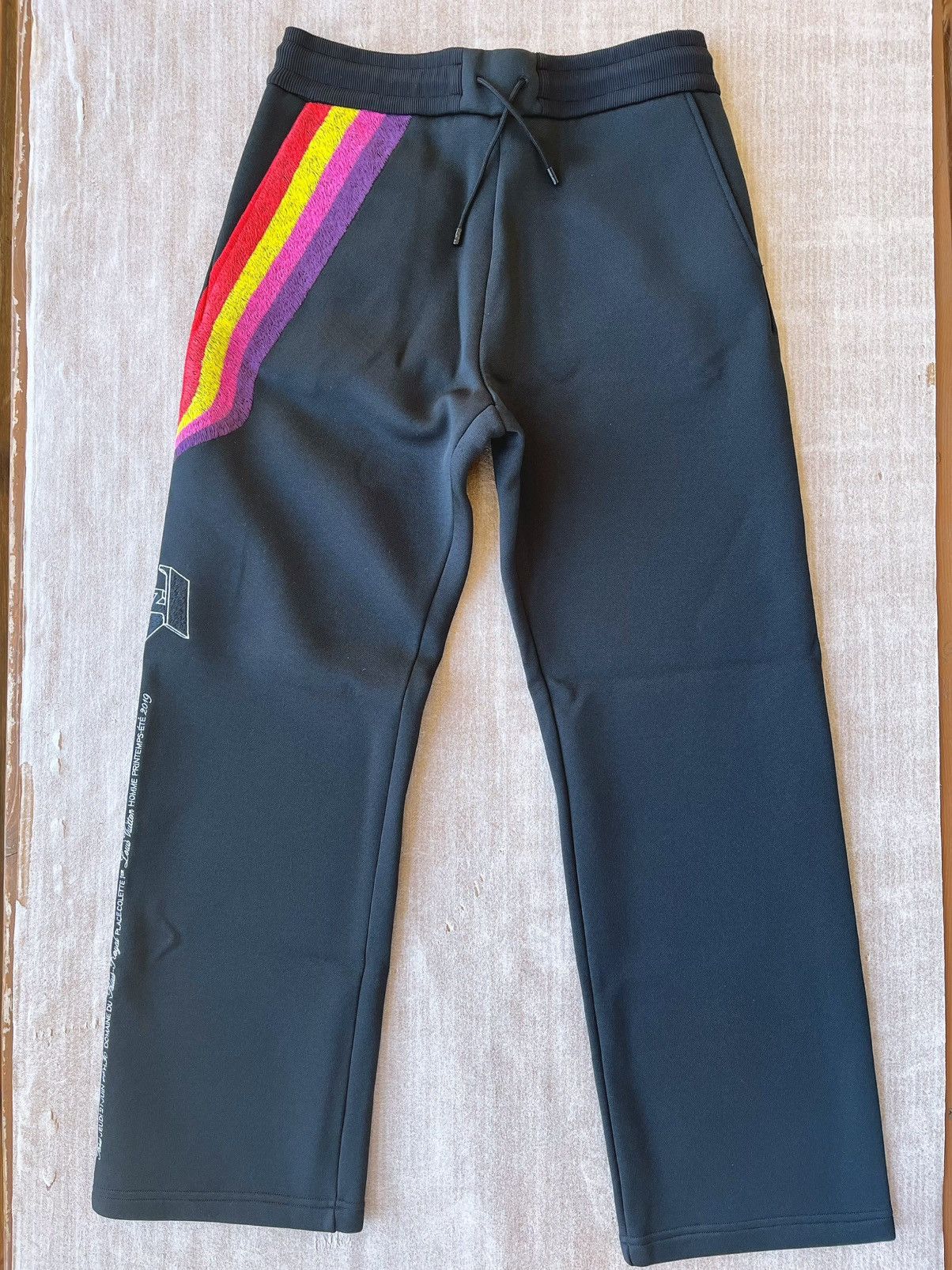 Louis Vuitton Louis Vuitton casual luxury pants Size US 31 - 1 Thumbnail