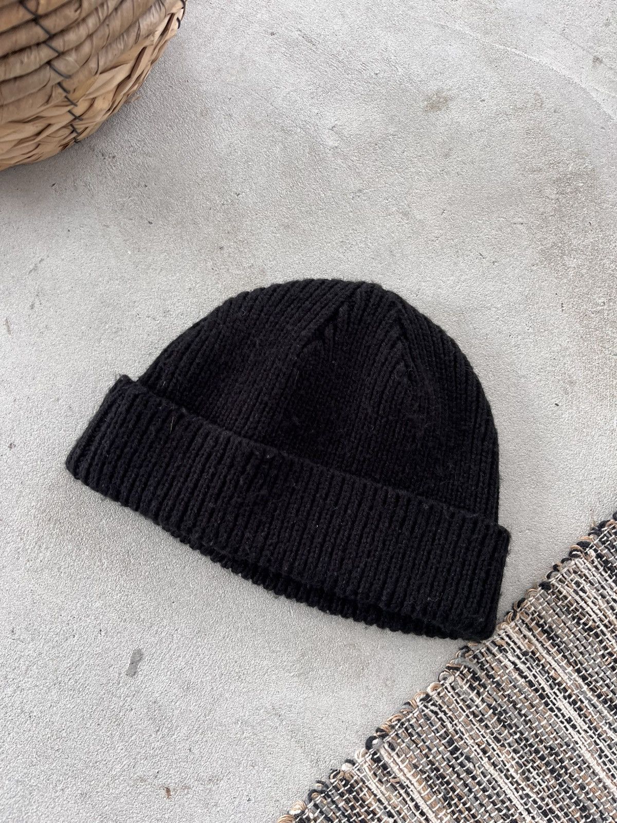 Dickies Vintage Dickies Black Beanie Hat Small Logo sk8 Avantgarde Size ONE SIZE - 3 Thumbnail