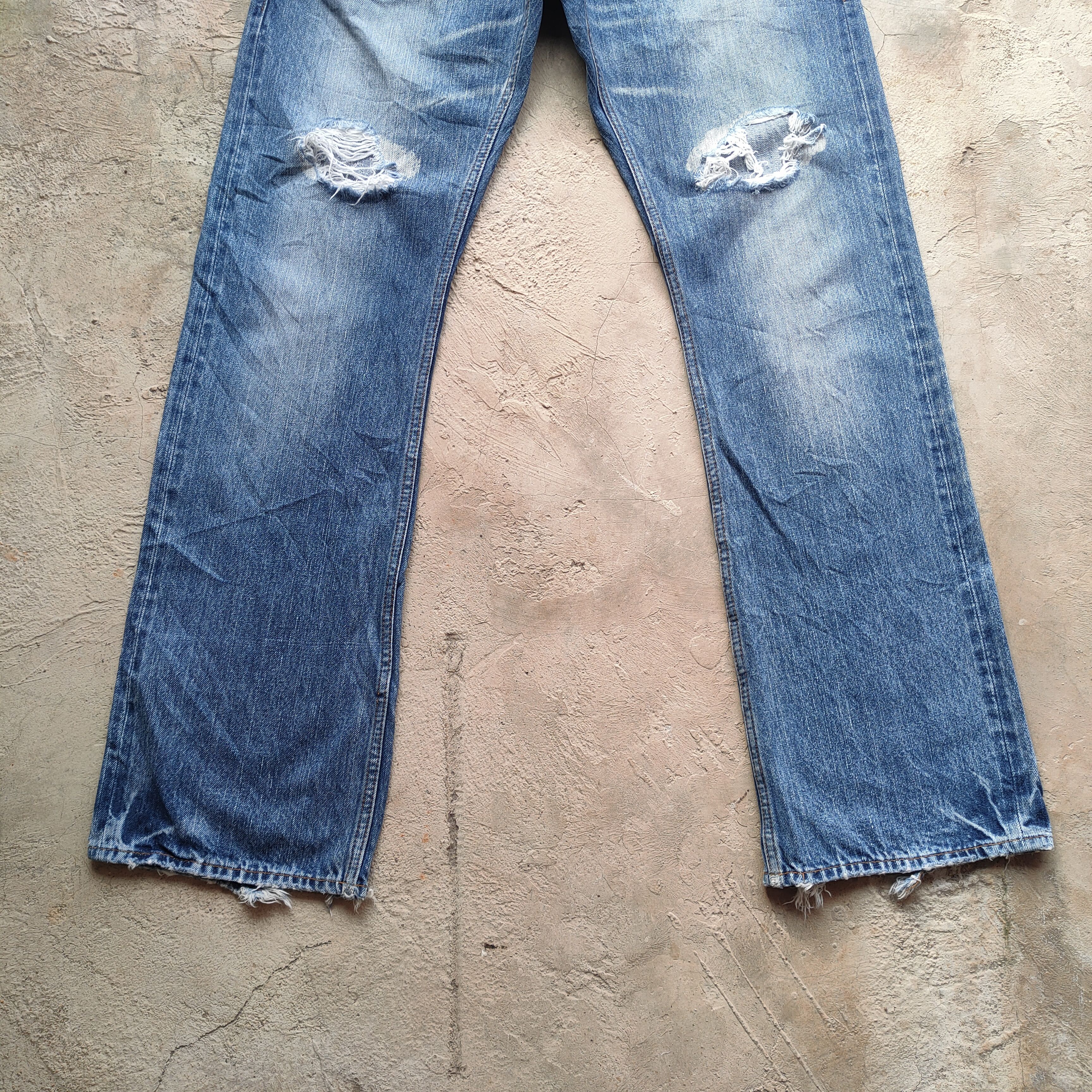 Japanese Brand # VINTAGE JAPANESE FLARE SELVEGE FADED RIPPEP DENIM PANTS Size US 34 / EU 50 - 4 Thumbnail