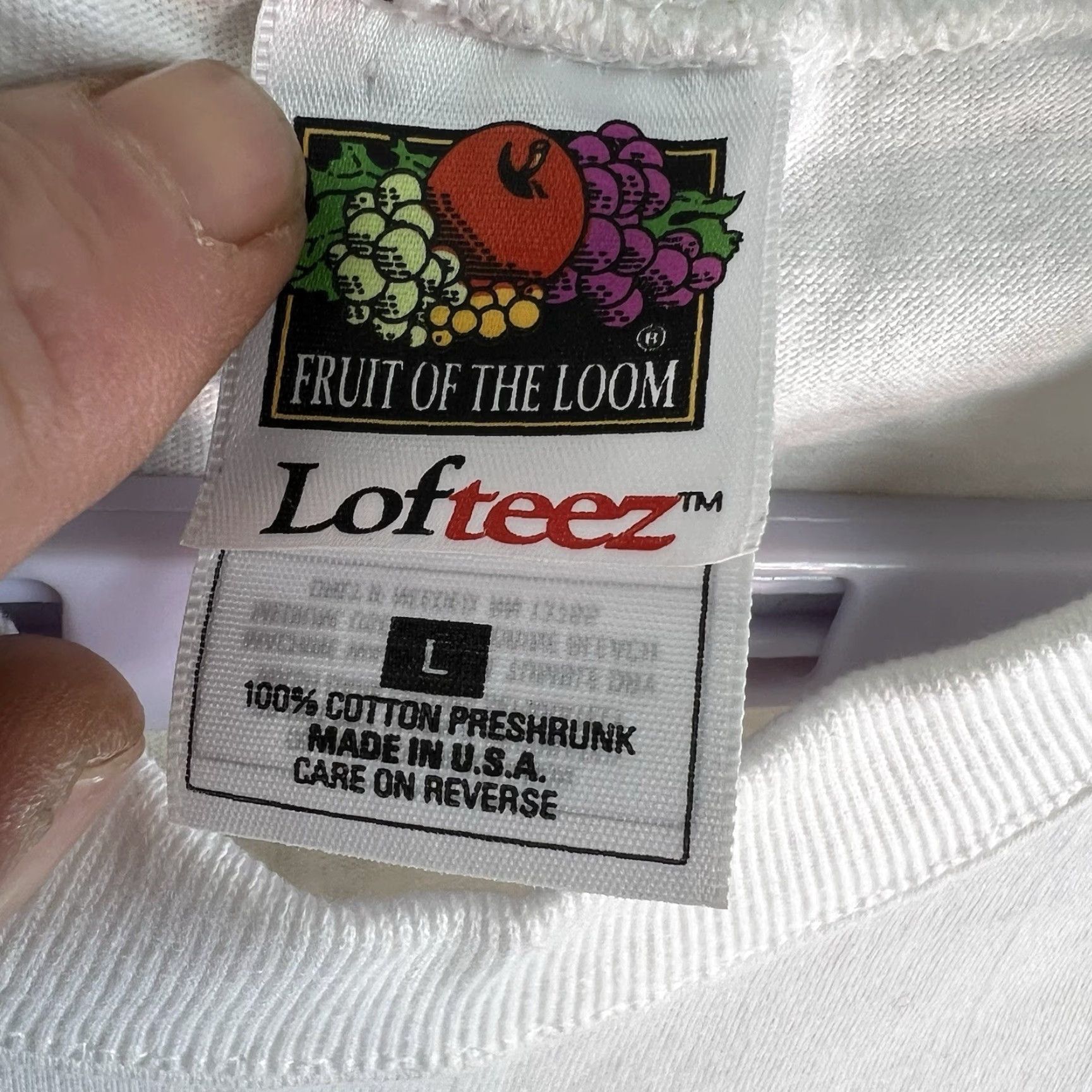 Fruit Of The Loom VINTAGE Fruit of the Loom Men's T-Shirt Size L White 90s Graphic Print Crew Neck Short Sleeve 1998 Classic, USA Size US L / EU 52-54 / 3 - 4 Thumbnail