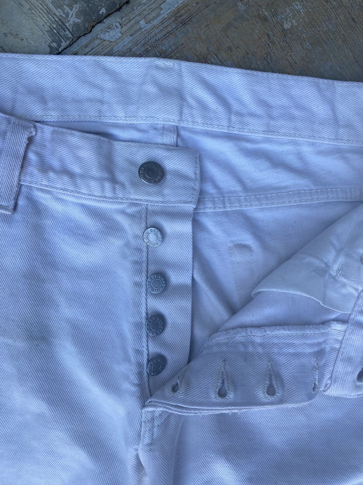Helmut Lang Distressed Helmut Lang denim pants Size US 31 - 7 Thumbnail