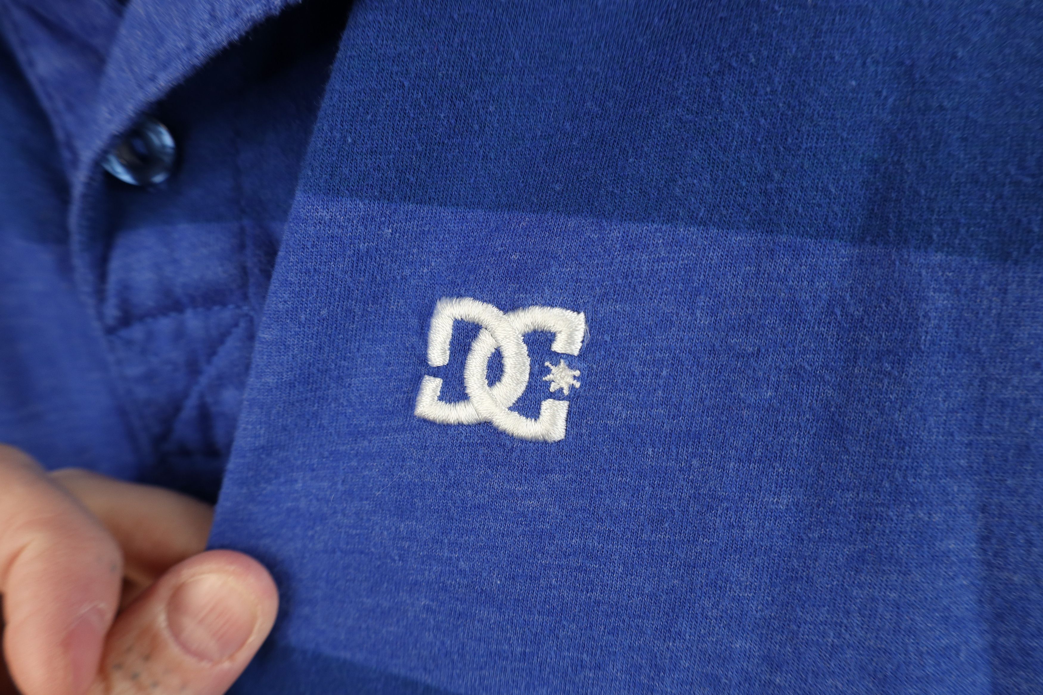 Vintage Vintage 90s Y2K DC Shoes Skateboarding Block Polo Shirt Size US L / EU 52-54 / 3 - 4 Thumbnail