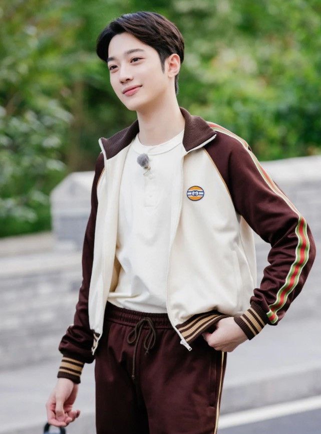 Gucci Gucci color-blocked logo jacket 2501-Nextarrow Size US XS / EU 42 / 0 - 5 Thumbnail