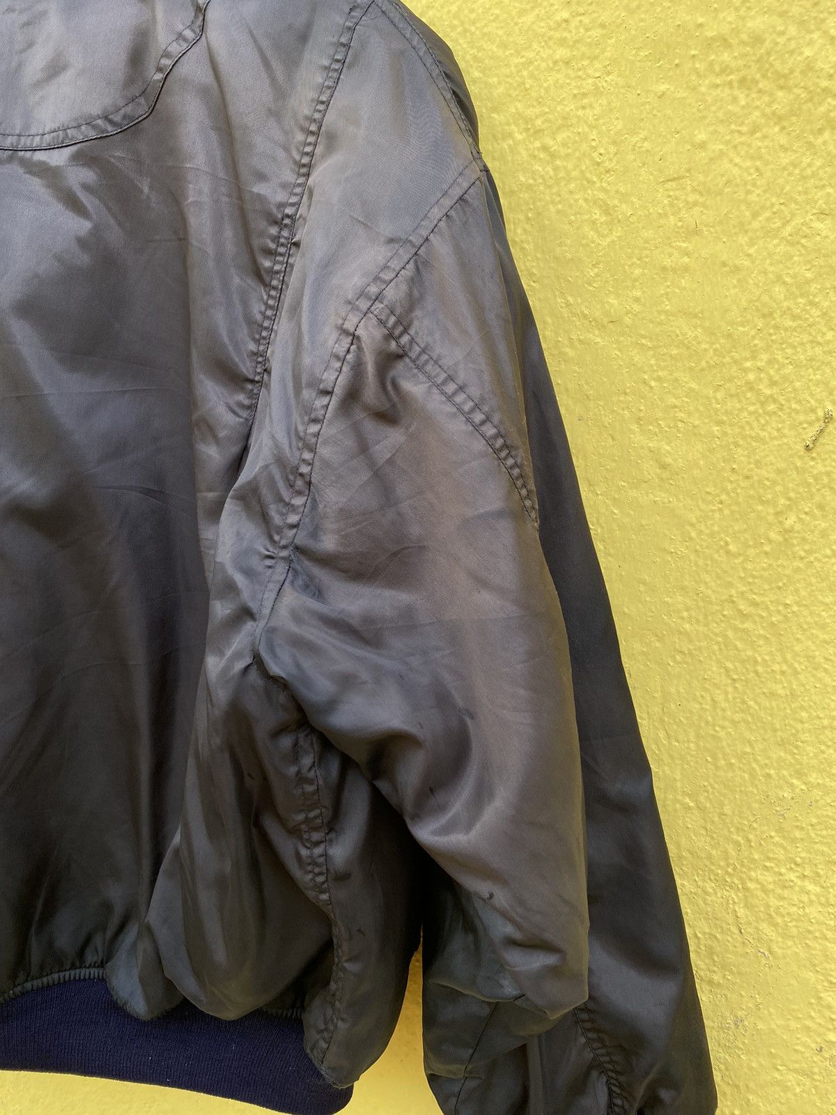 Vintage Vintage MA-1 Flying bomber jacket Size US L / EU 52-54 / 3 - 11 Thumbnail