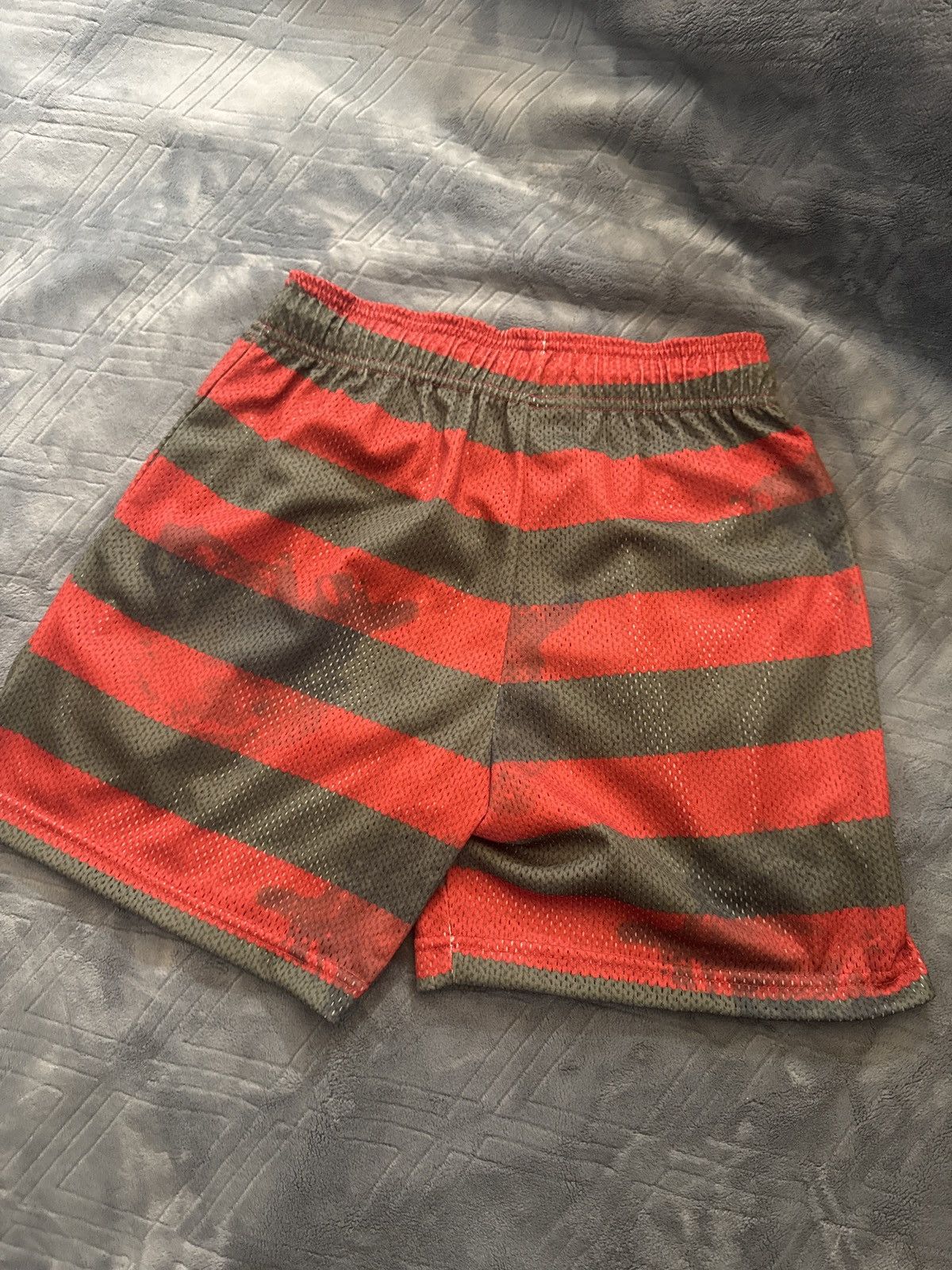 Eric Emanuel Eric Emanuel Freddy Krueger mesh shorts Size US 30 / EU 46 - 4 Thumbnail
