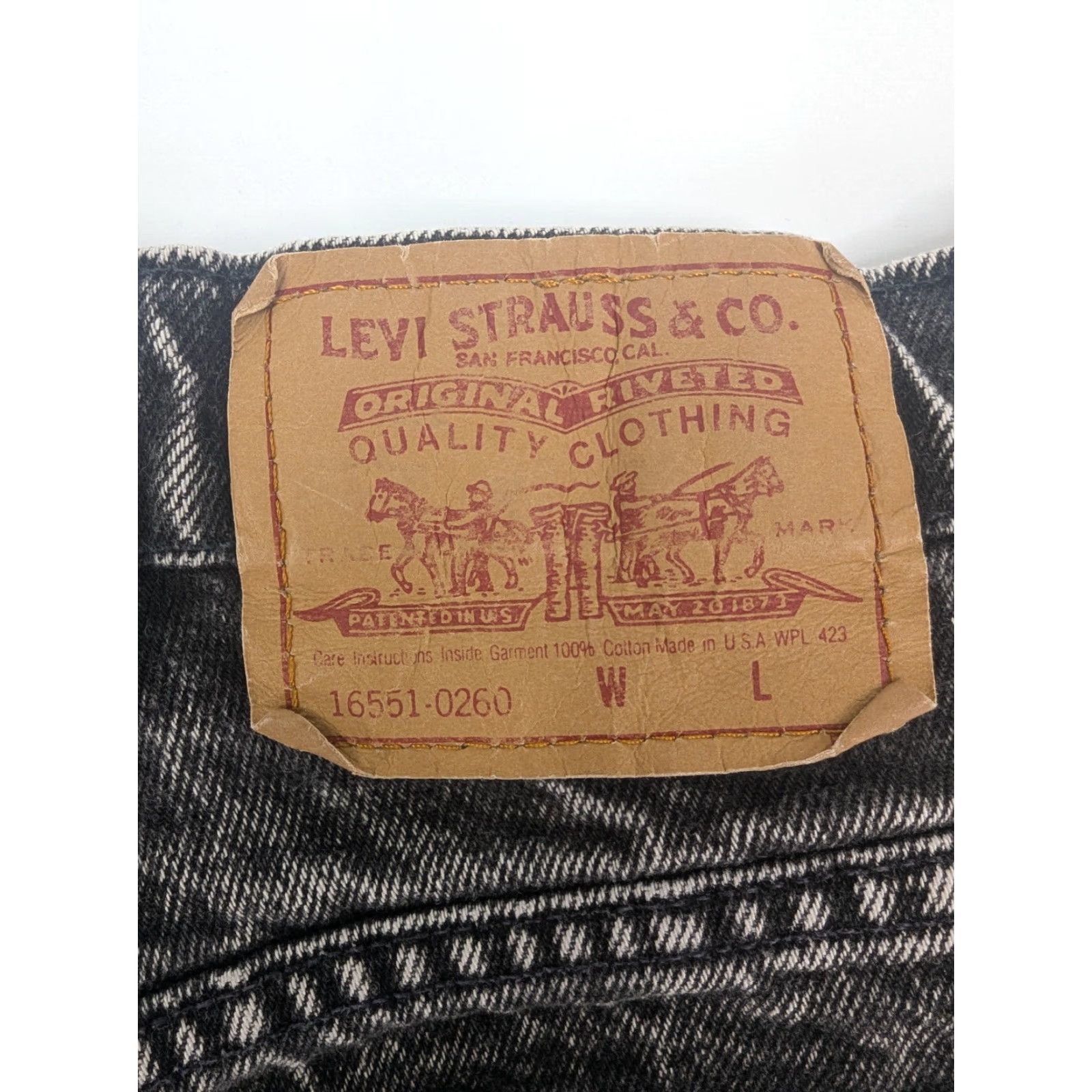 Levi's VINTAGE Levi's 16551-0260 Denim Cut-Off Shorts Faded Raw Hem Grunge USA Size 8 Size 30" / US 8 / IT 44 - 3 Thumbnail